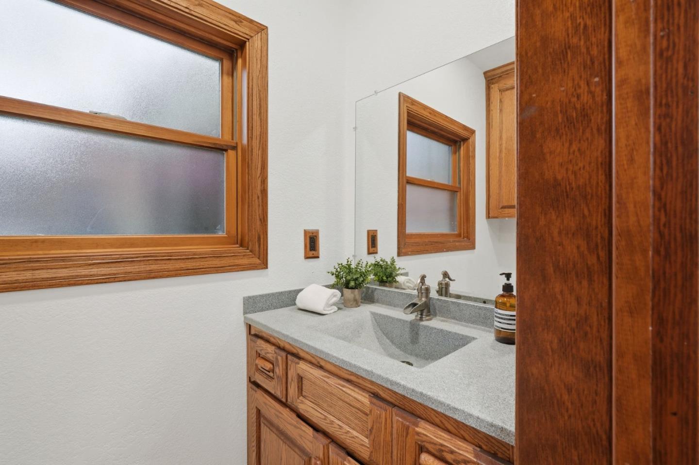1120 Valley Quail Circle
