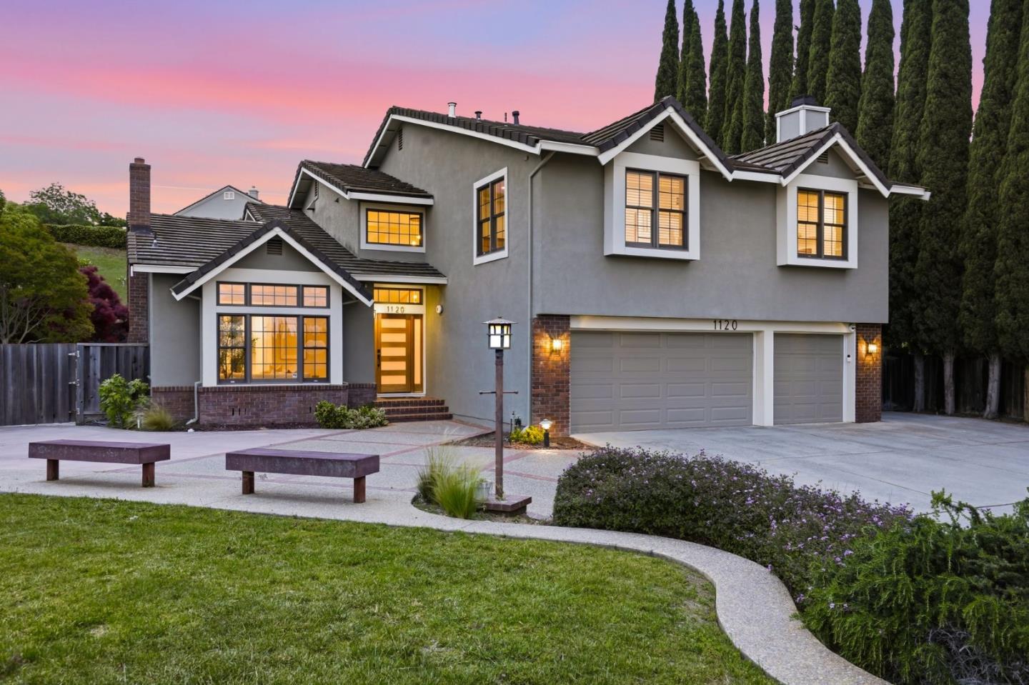 1120 Valley Quail Circle