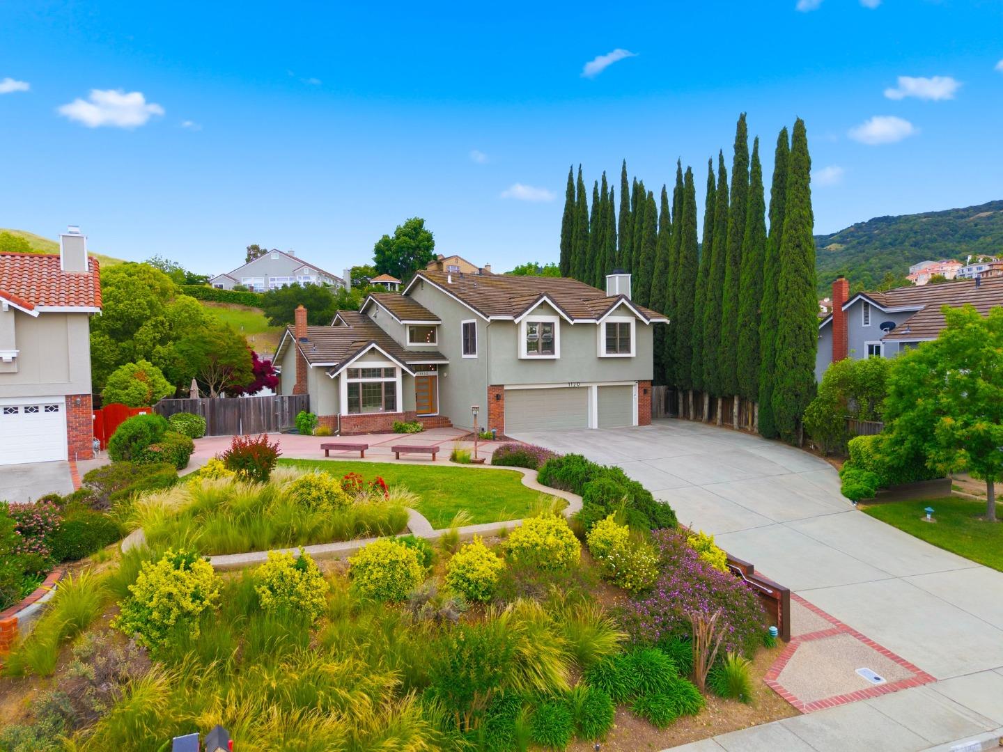 1120 Valley Quail Circle