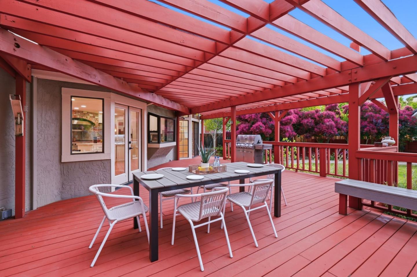 1120 Valley Quail Circle