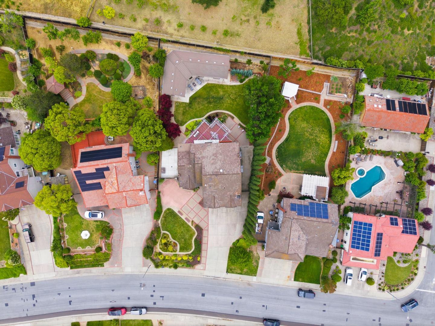 1120 Valley Quail Circle
