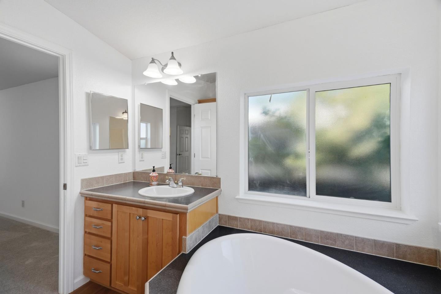 1085 Tasman DR 234