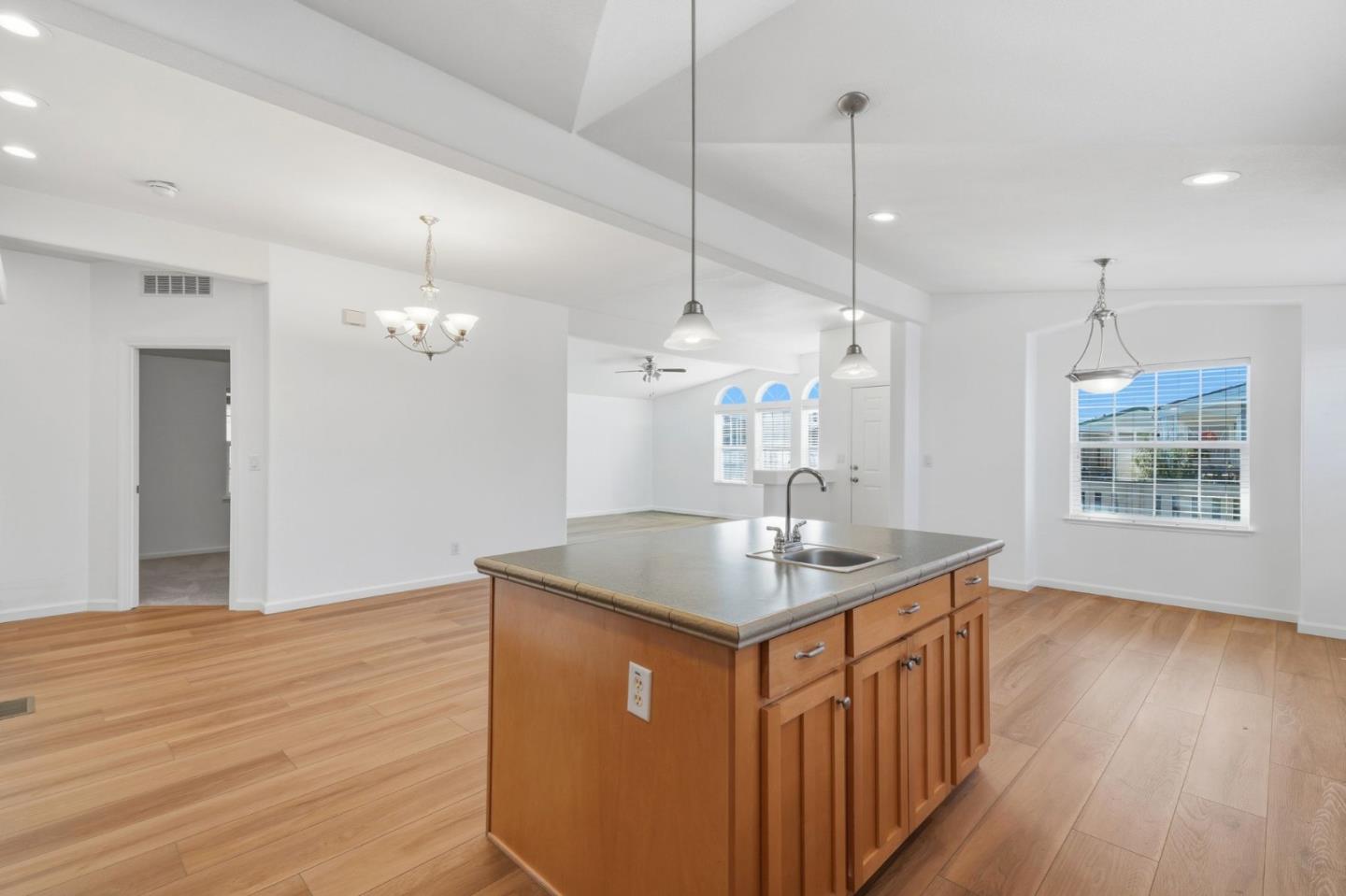 1085 Tasman DR 234
