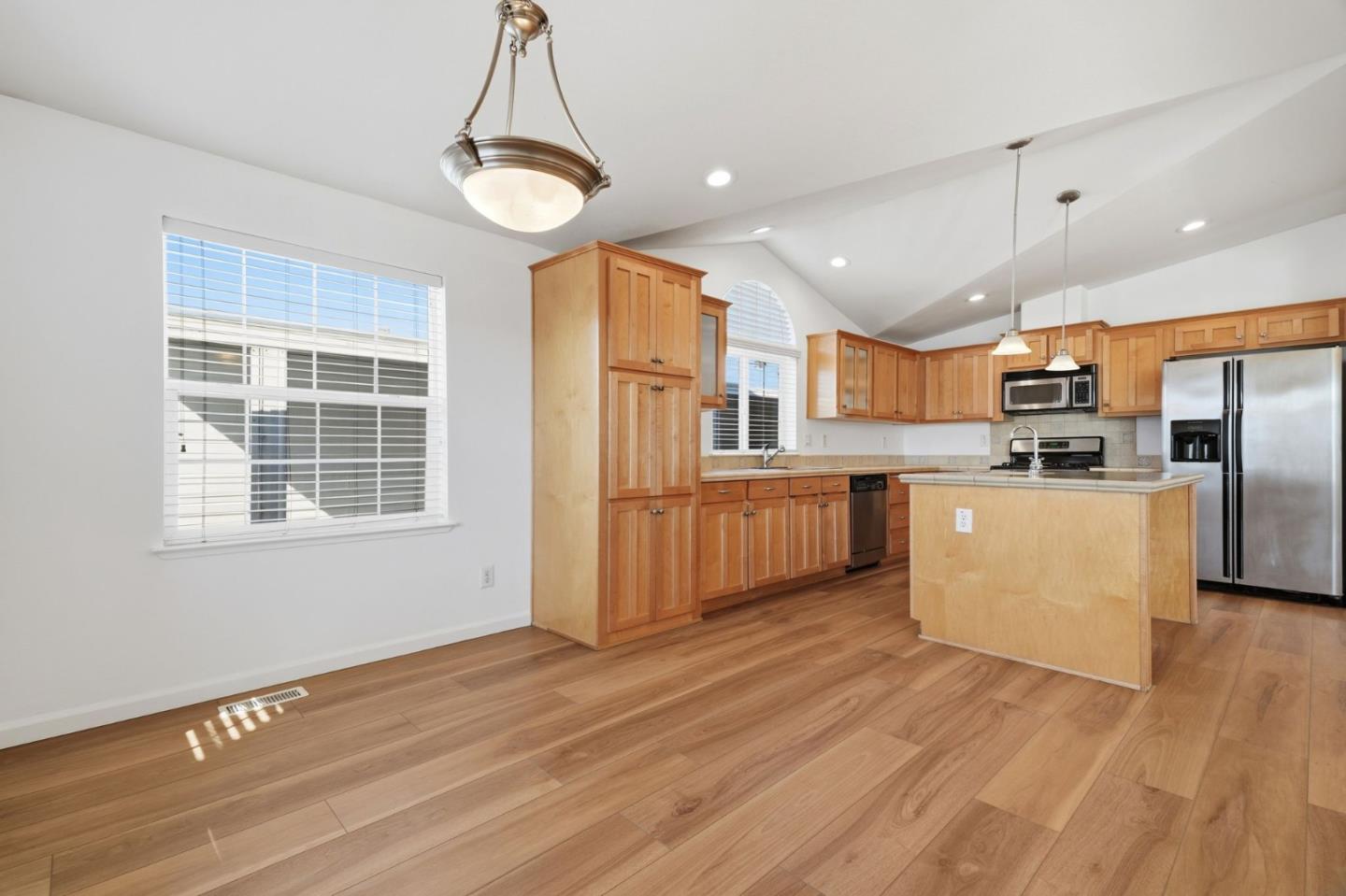 1085 Tasman DR 234
