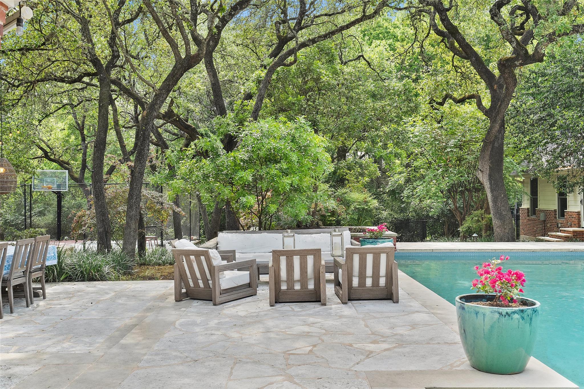 2601 Buckminister CT