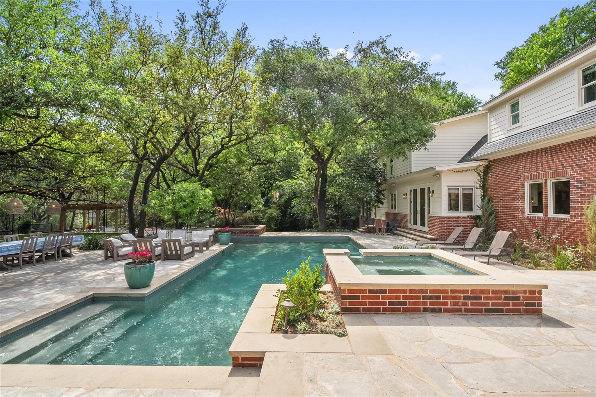 2601 Buckminister CT