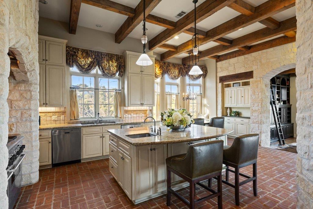 4320 River Garden TRL