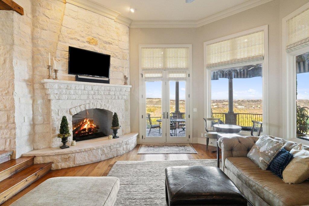 4320 River Garden TRL