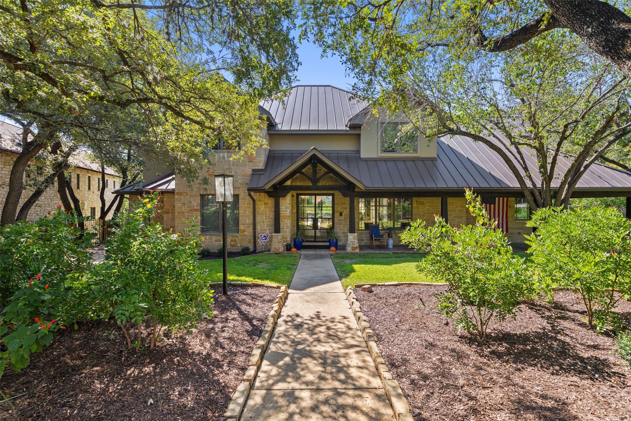 4918 Rollingwood DR