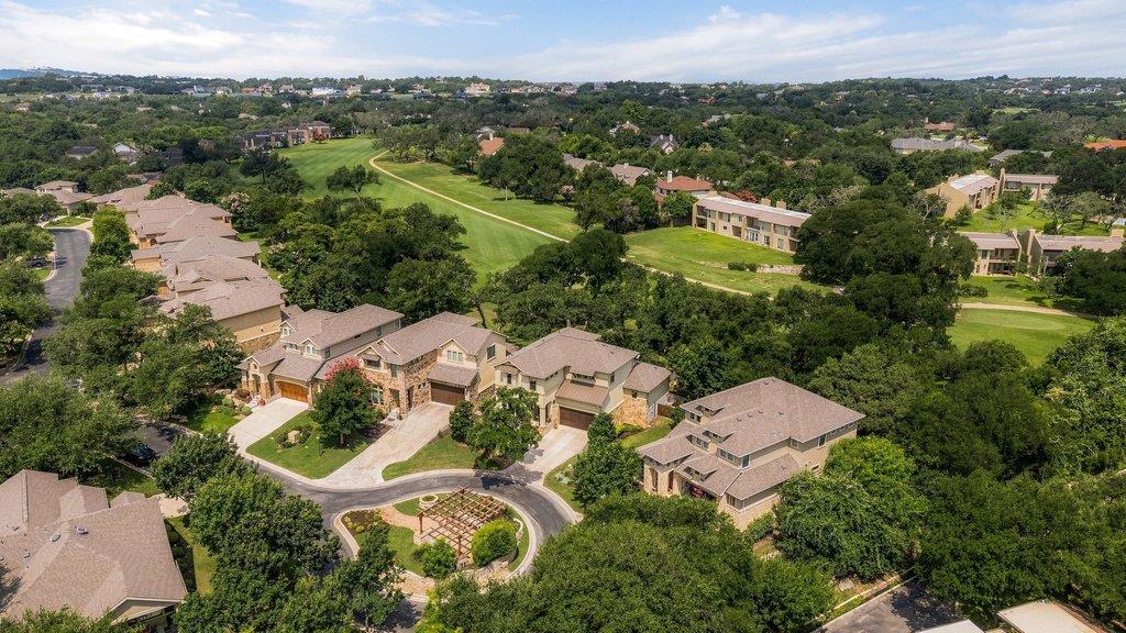2 Prestonwood CV