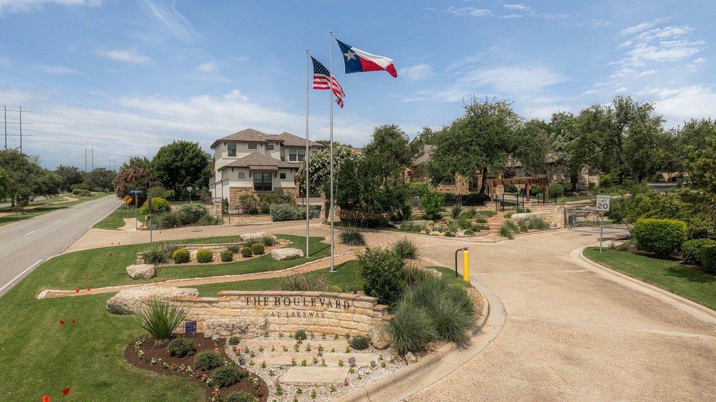 2 Prestonwood CV