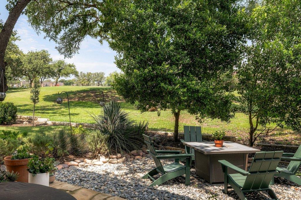 2 Prestonwood CV