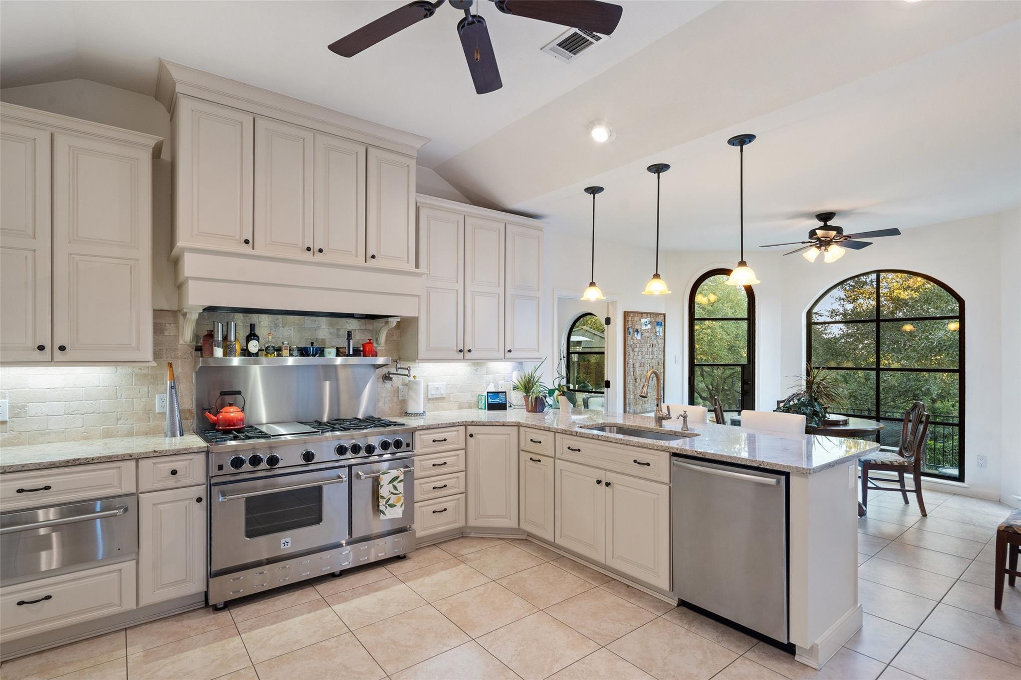 3 Coleridge LN