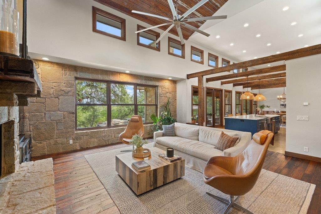 10598 Davy Crockett DR