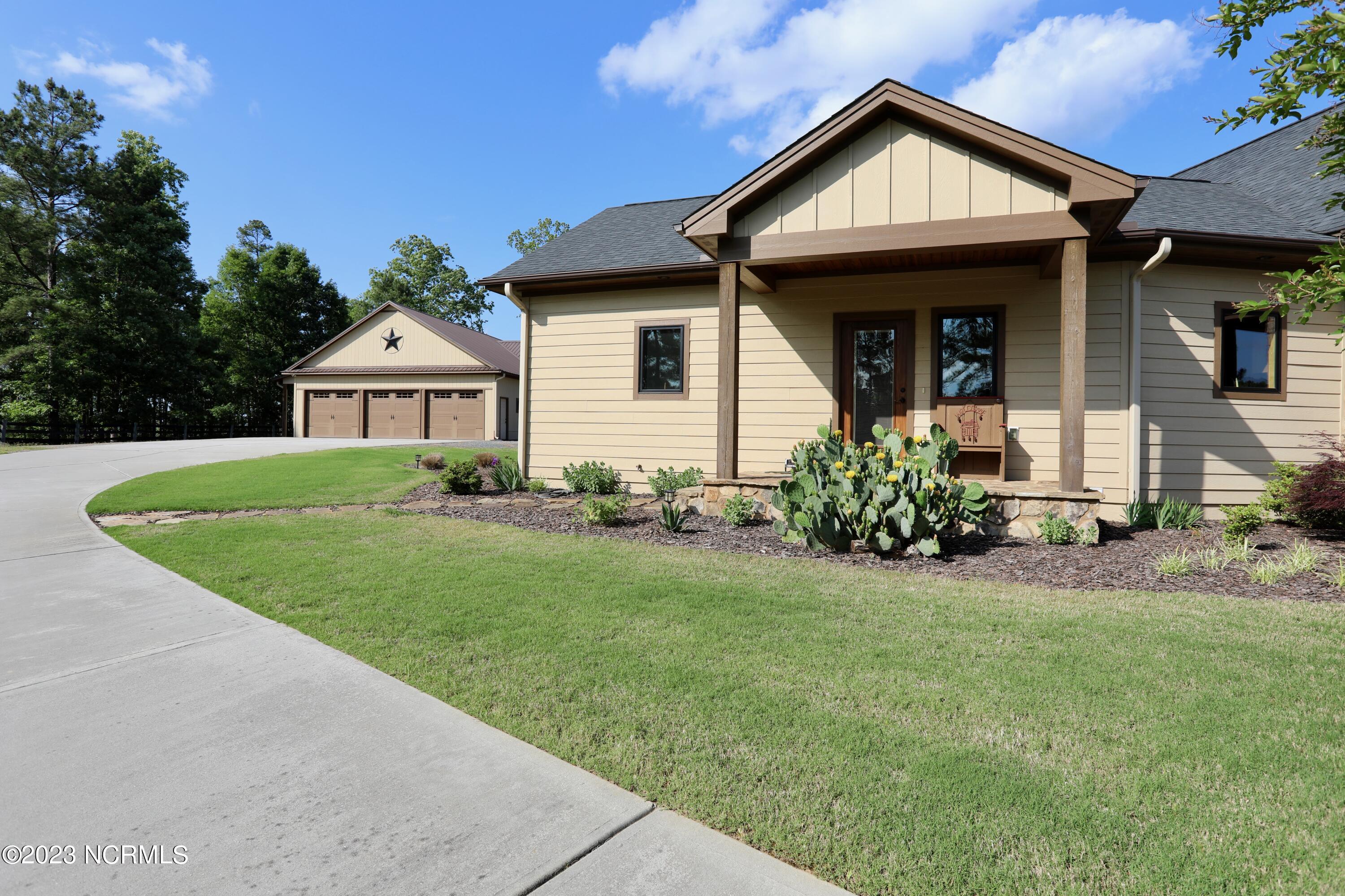200 Saddle Ridge