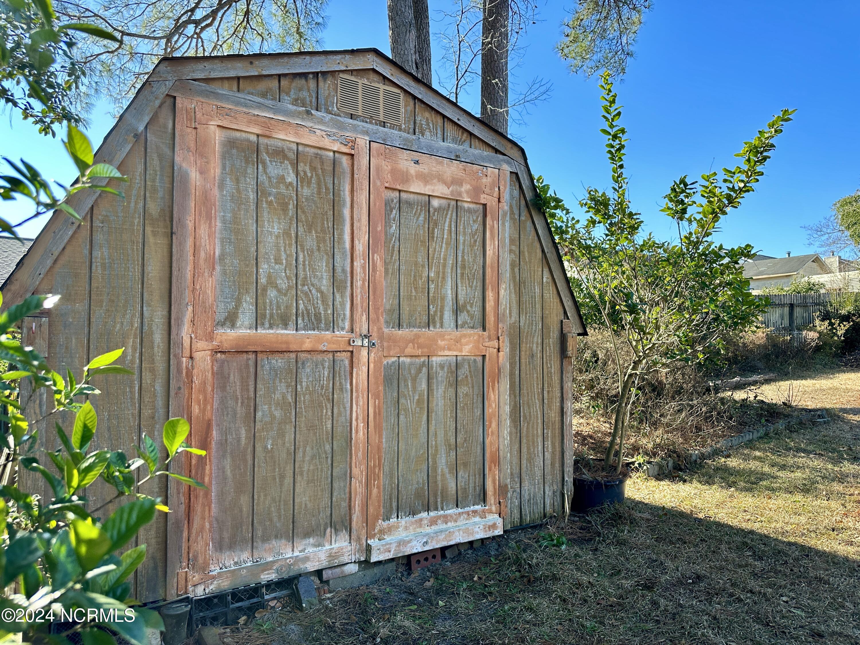 4605 Ramblewood Drive