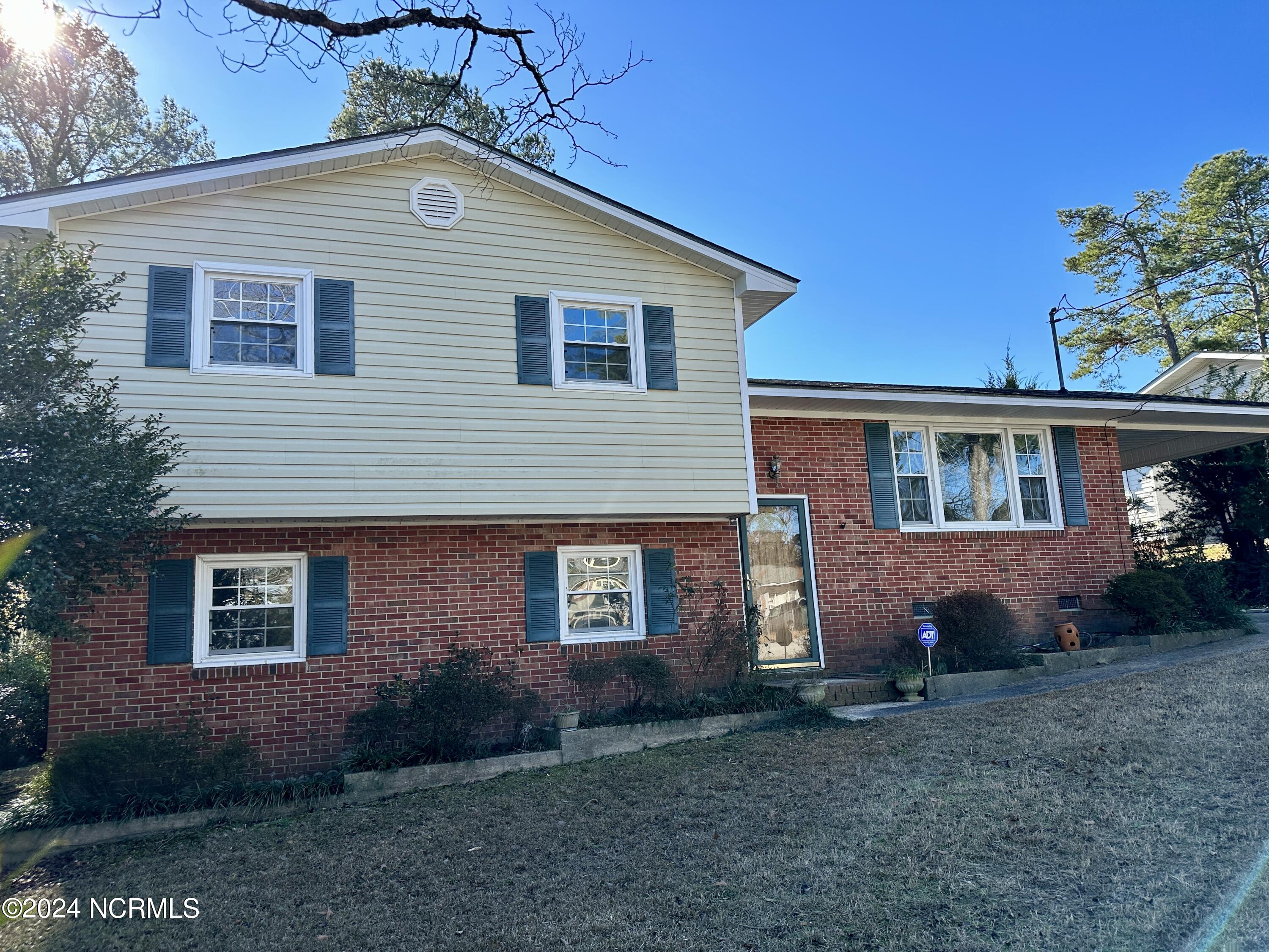 4605 Ramblewood Drive