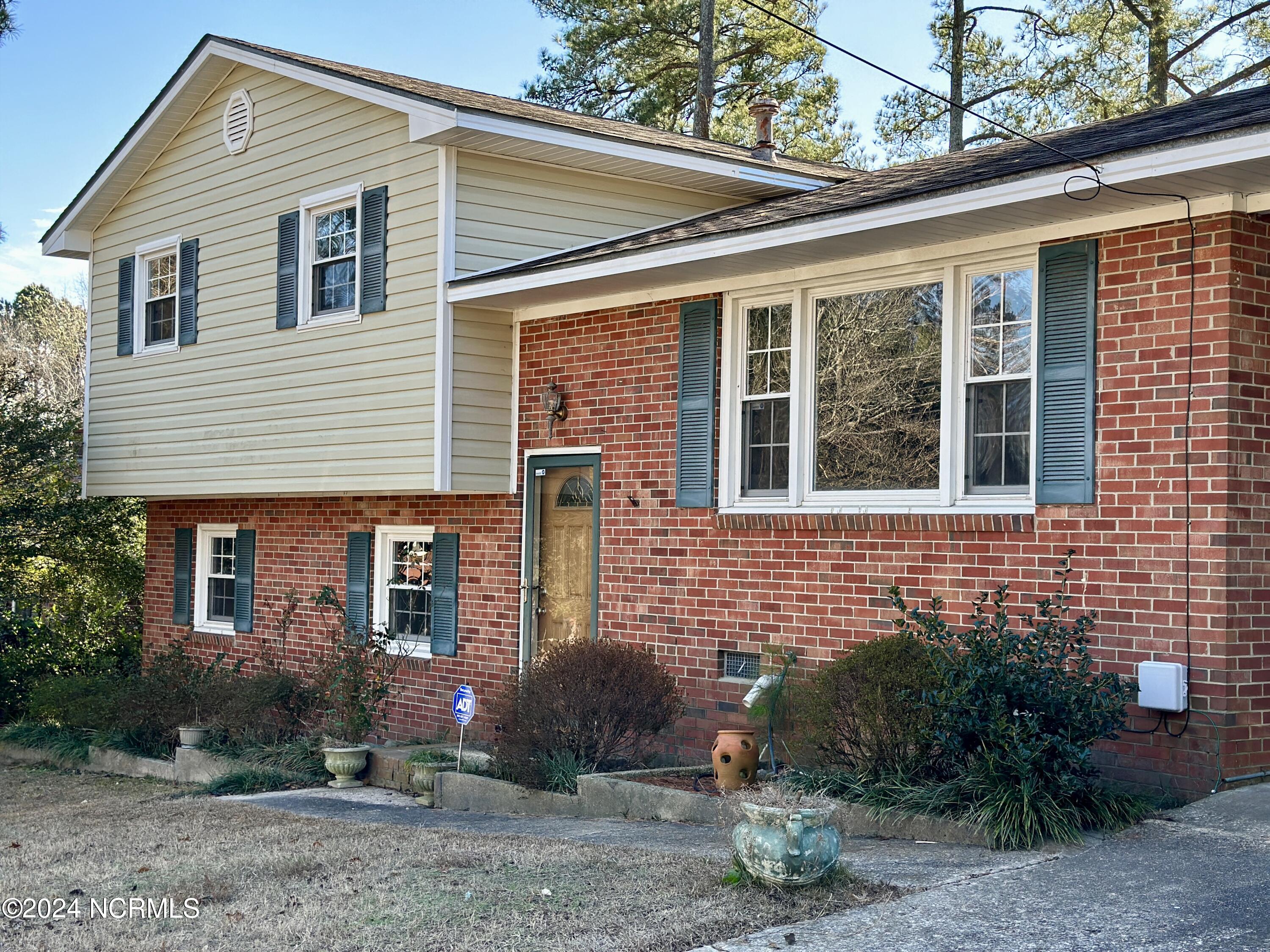 4605 Ramblewood Drive