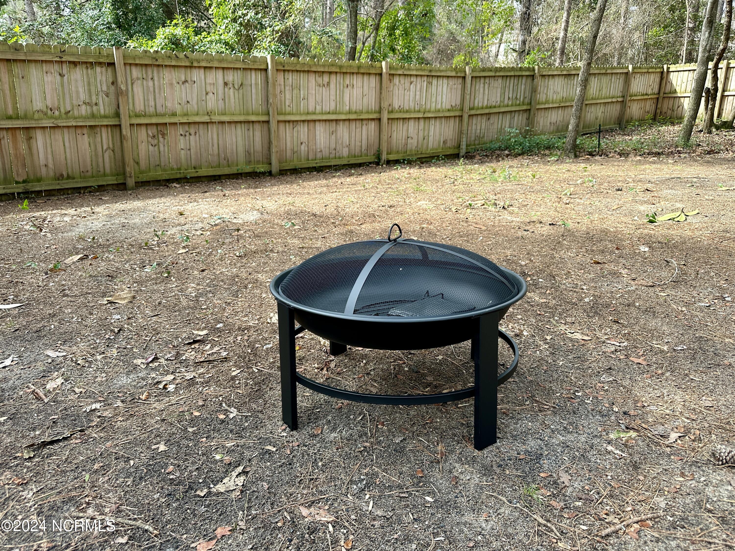 735 E Philadelphia Avenue