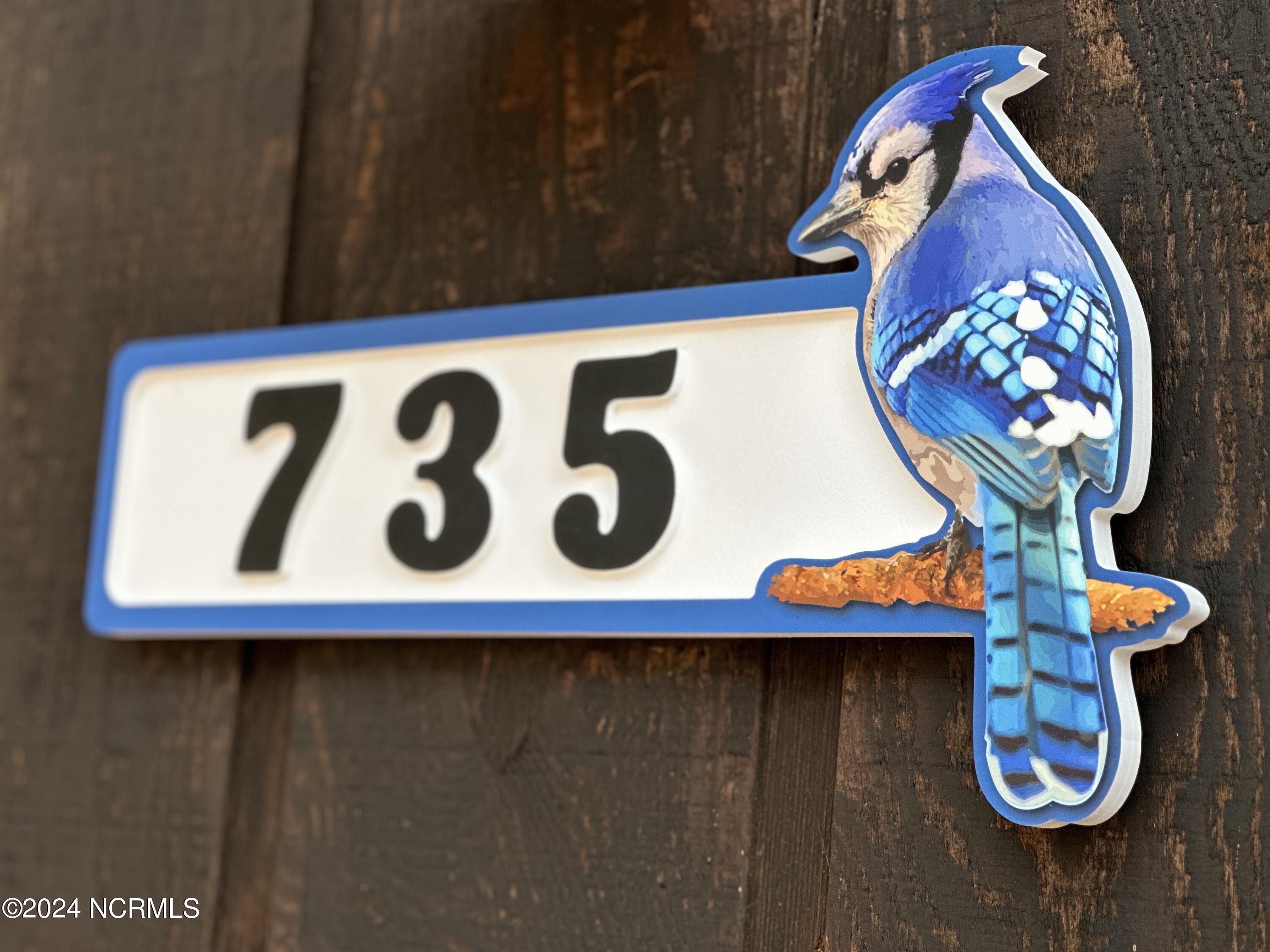 735 E Philadelphia Avenue