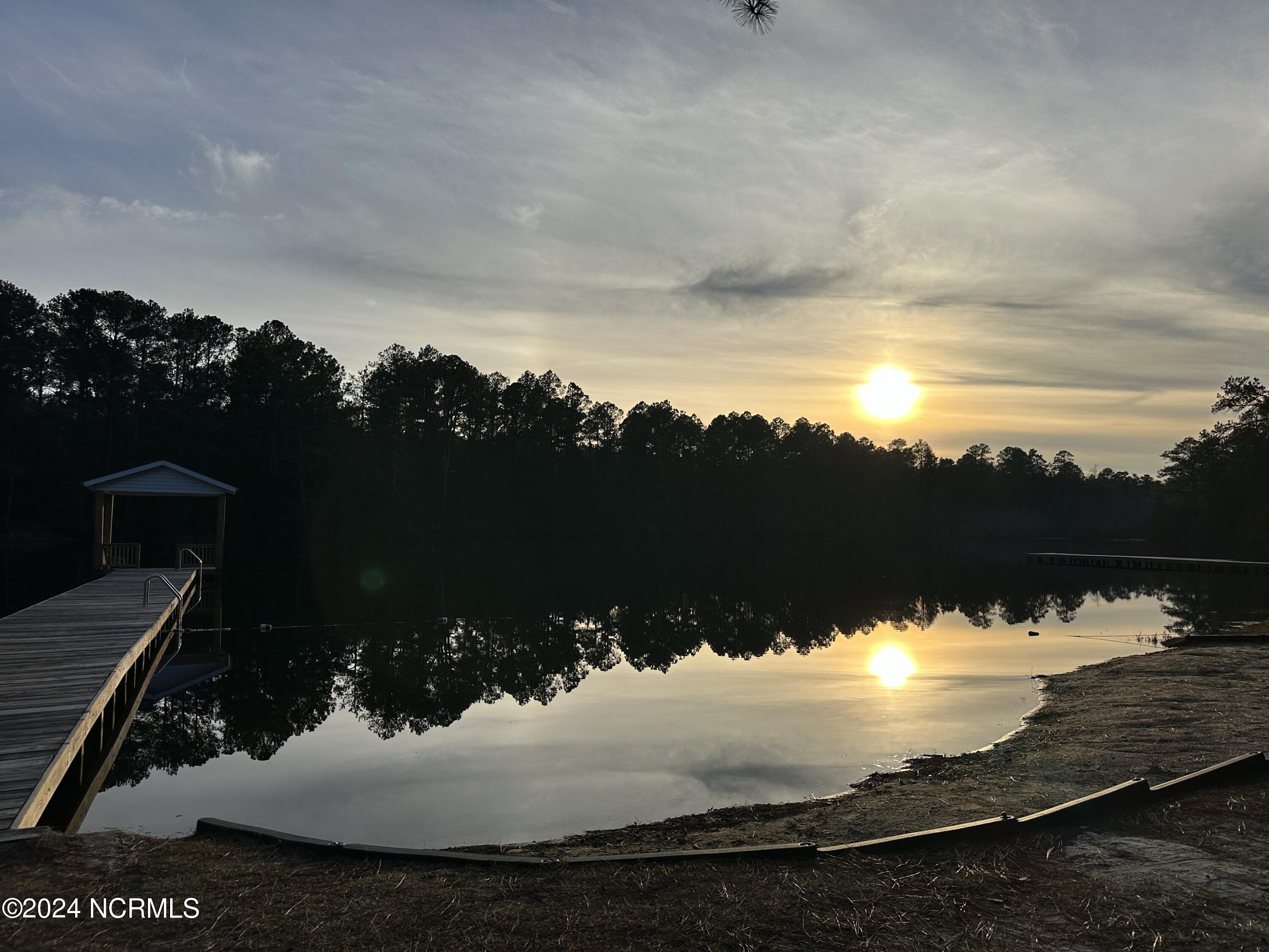 735 E Philadelphia Avenue