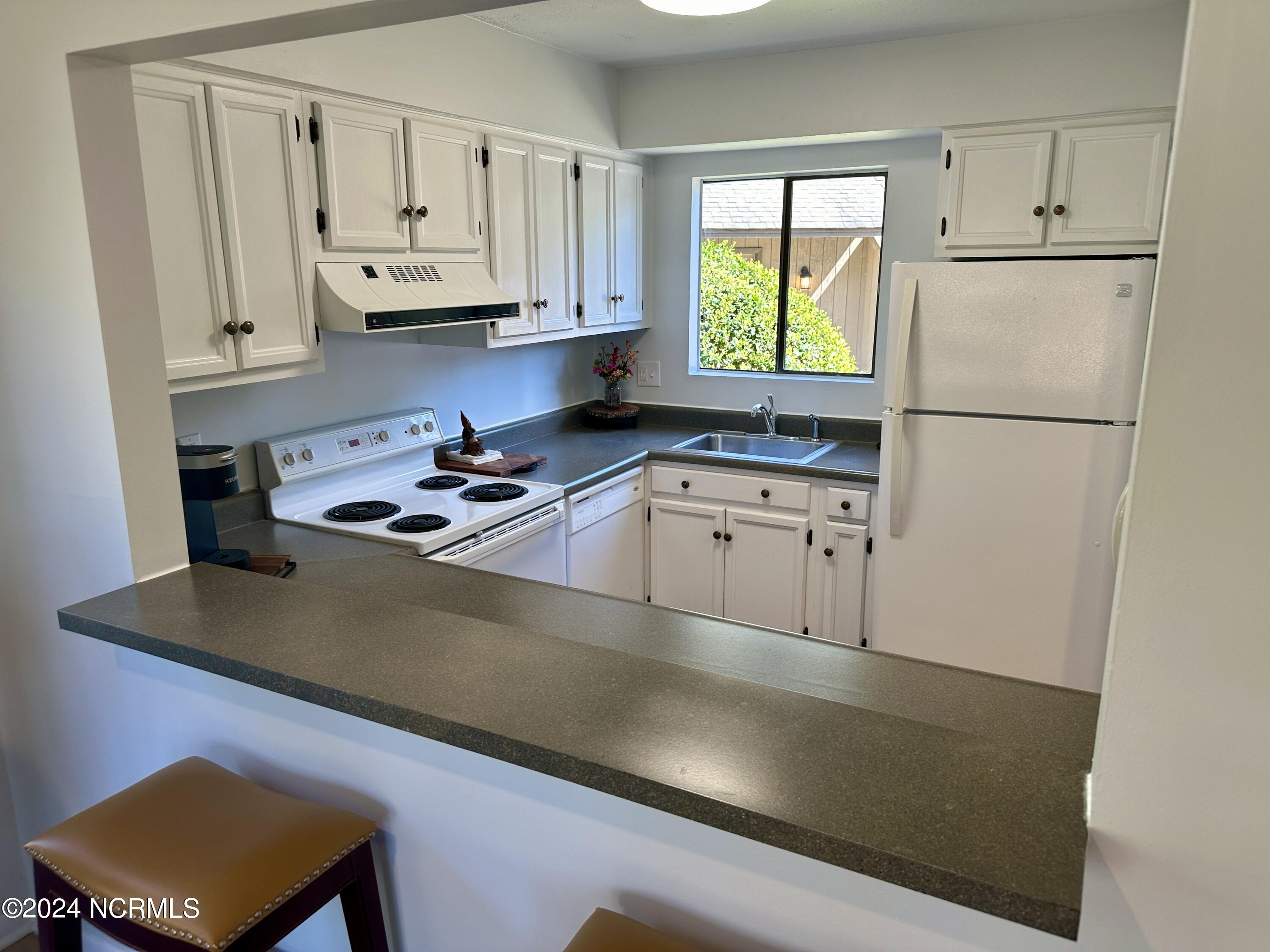 10 Pine Tree Road, # 105 C