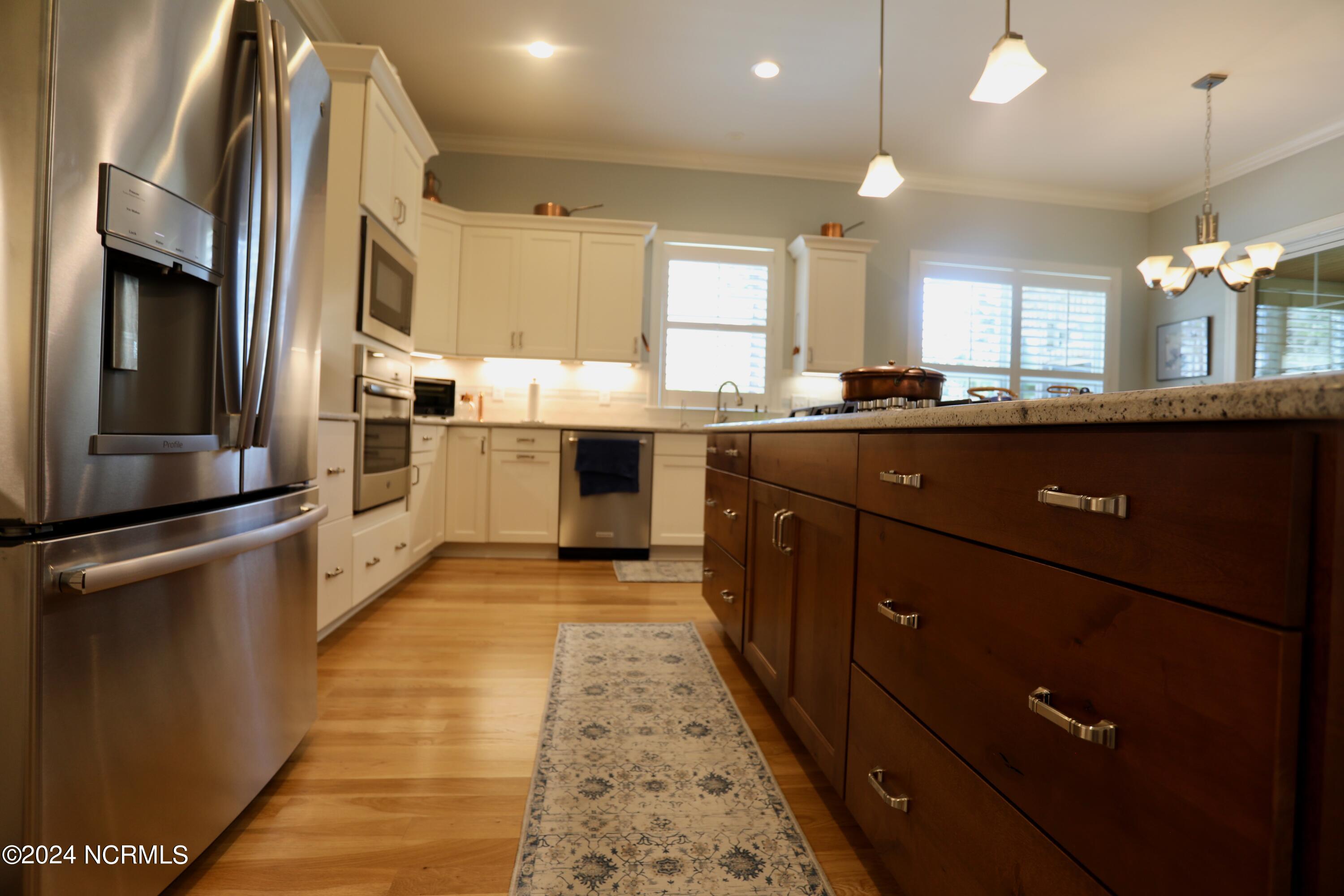 4 Masters Place