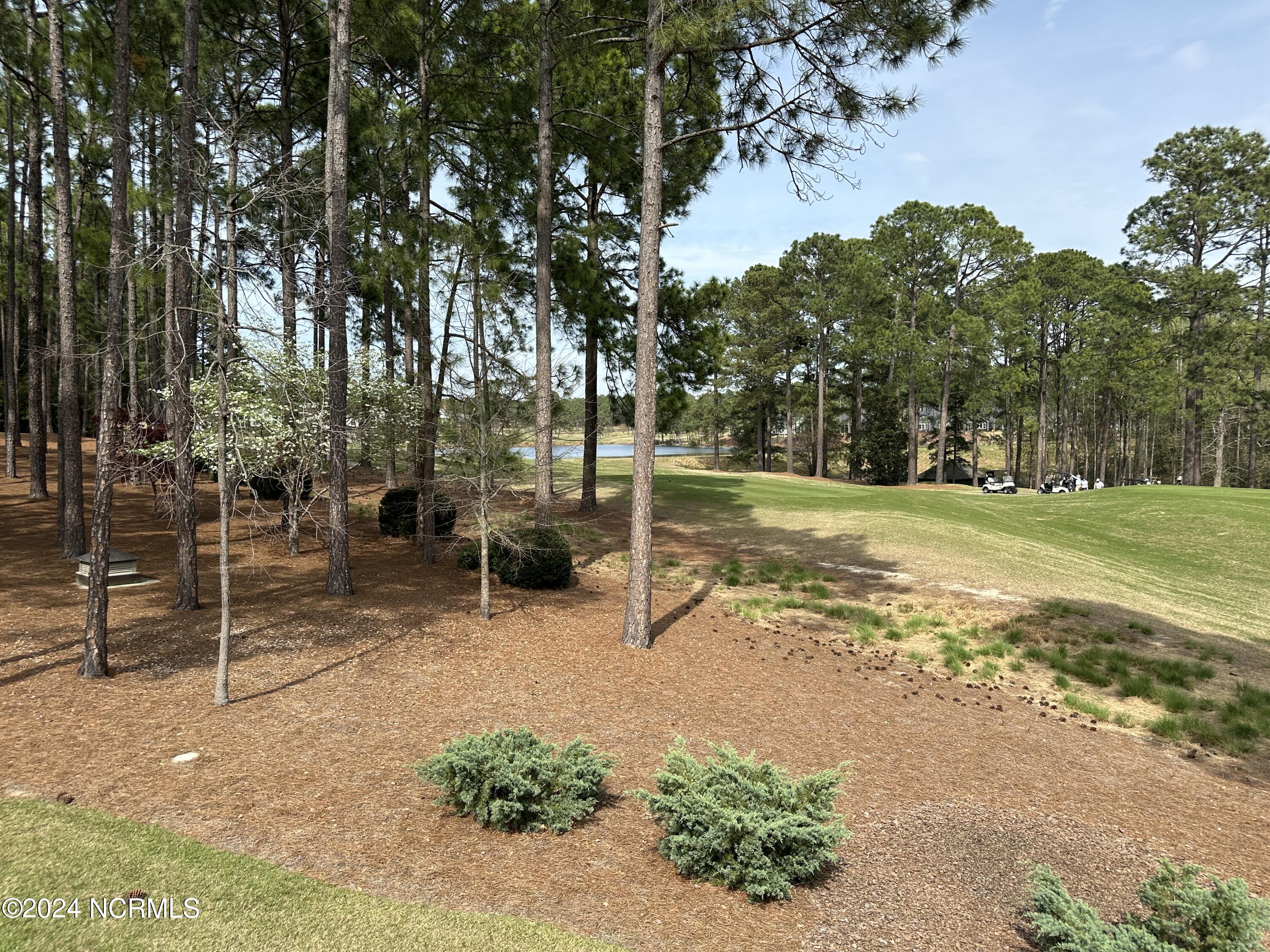 4 Masters Place