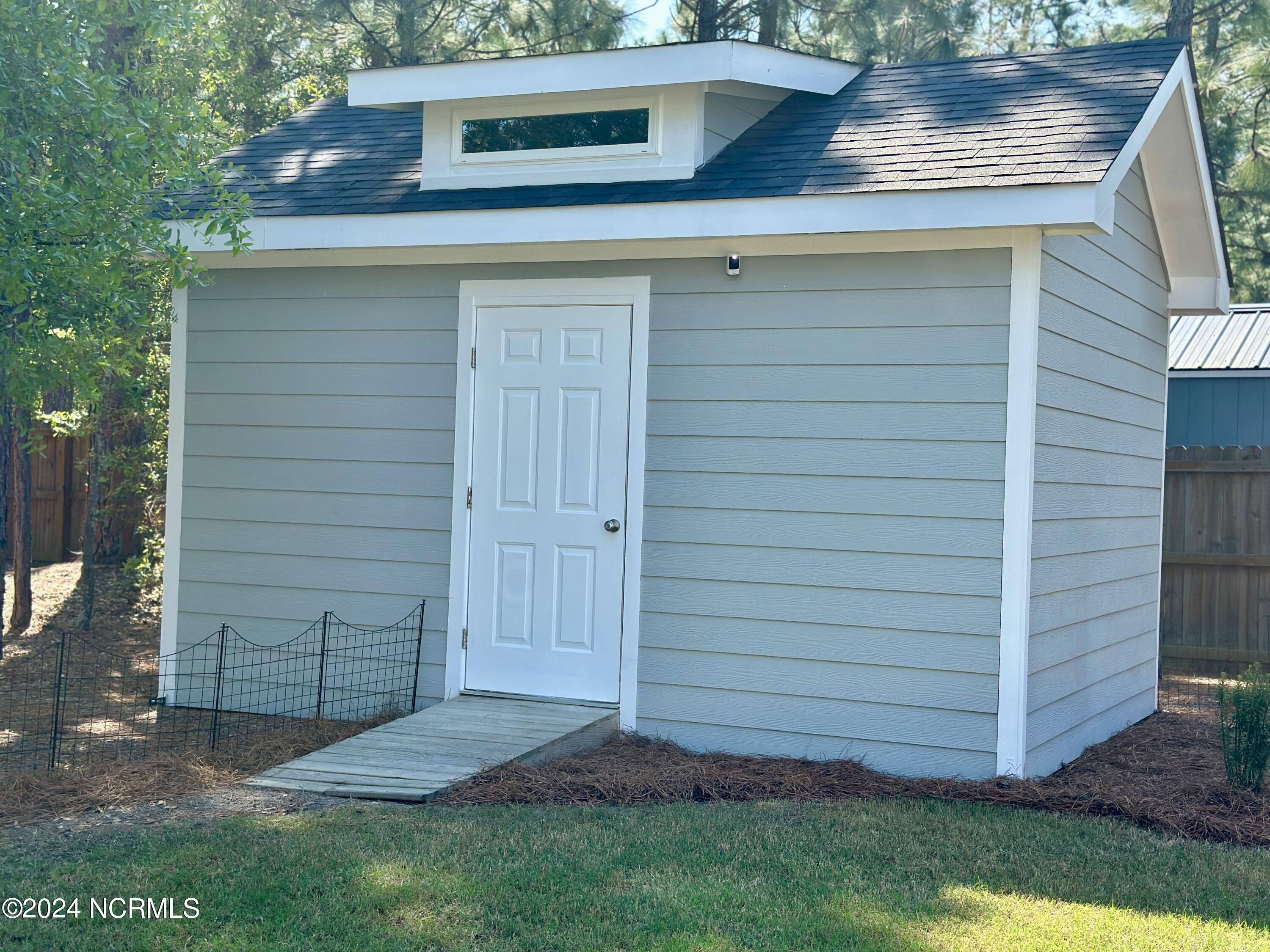 814 Winston Pines Drive