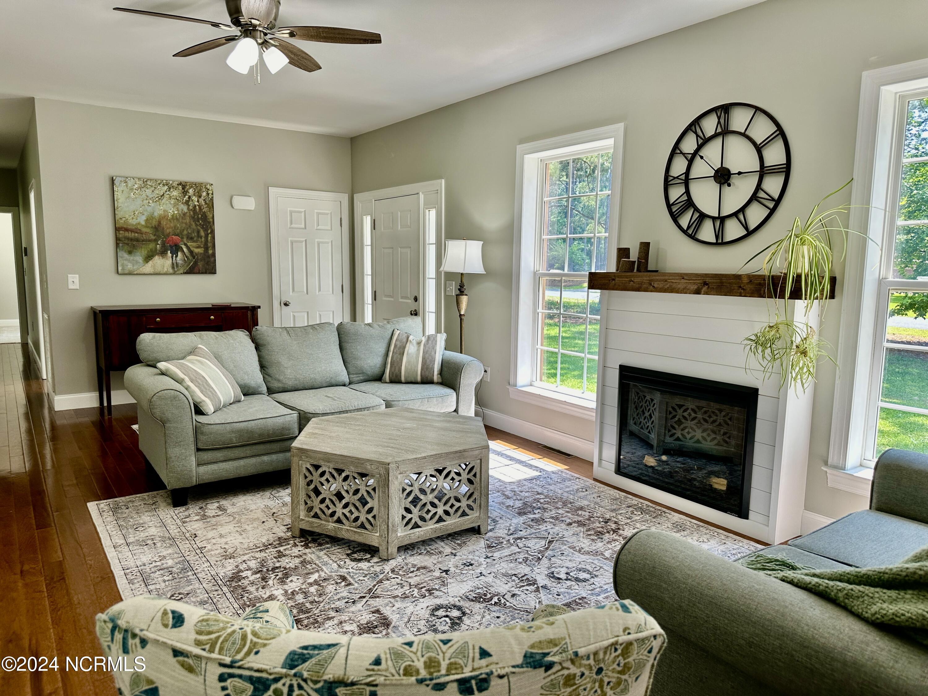 198 Horseshoe Drive