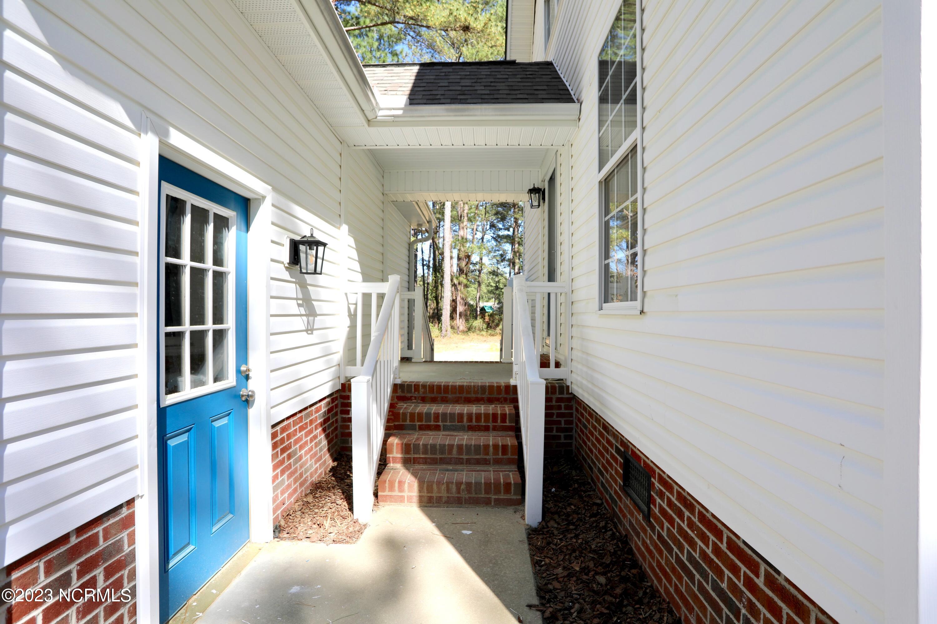198 Horseshoe Drive