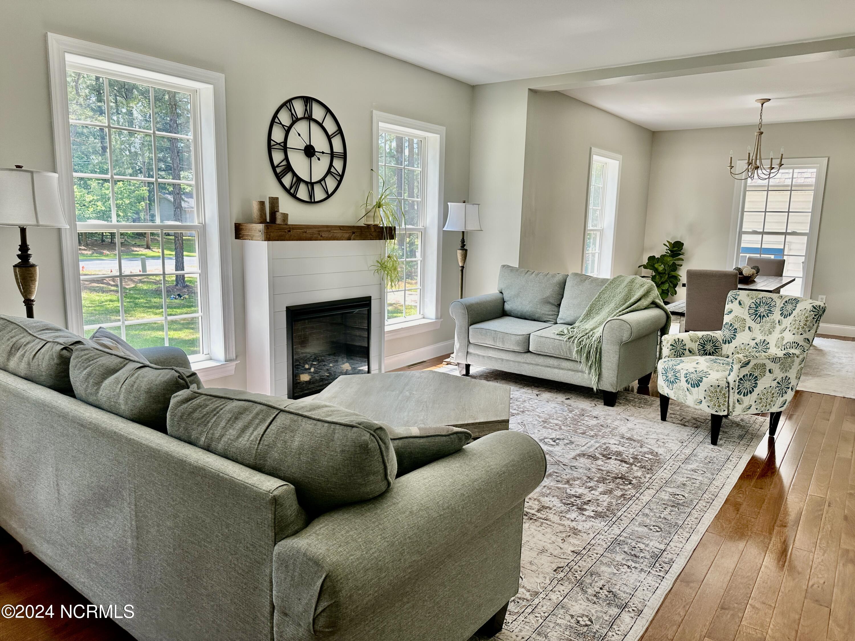 198 Horseshoe Drive