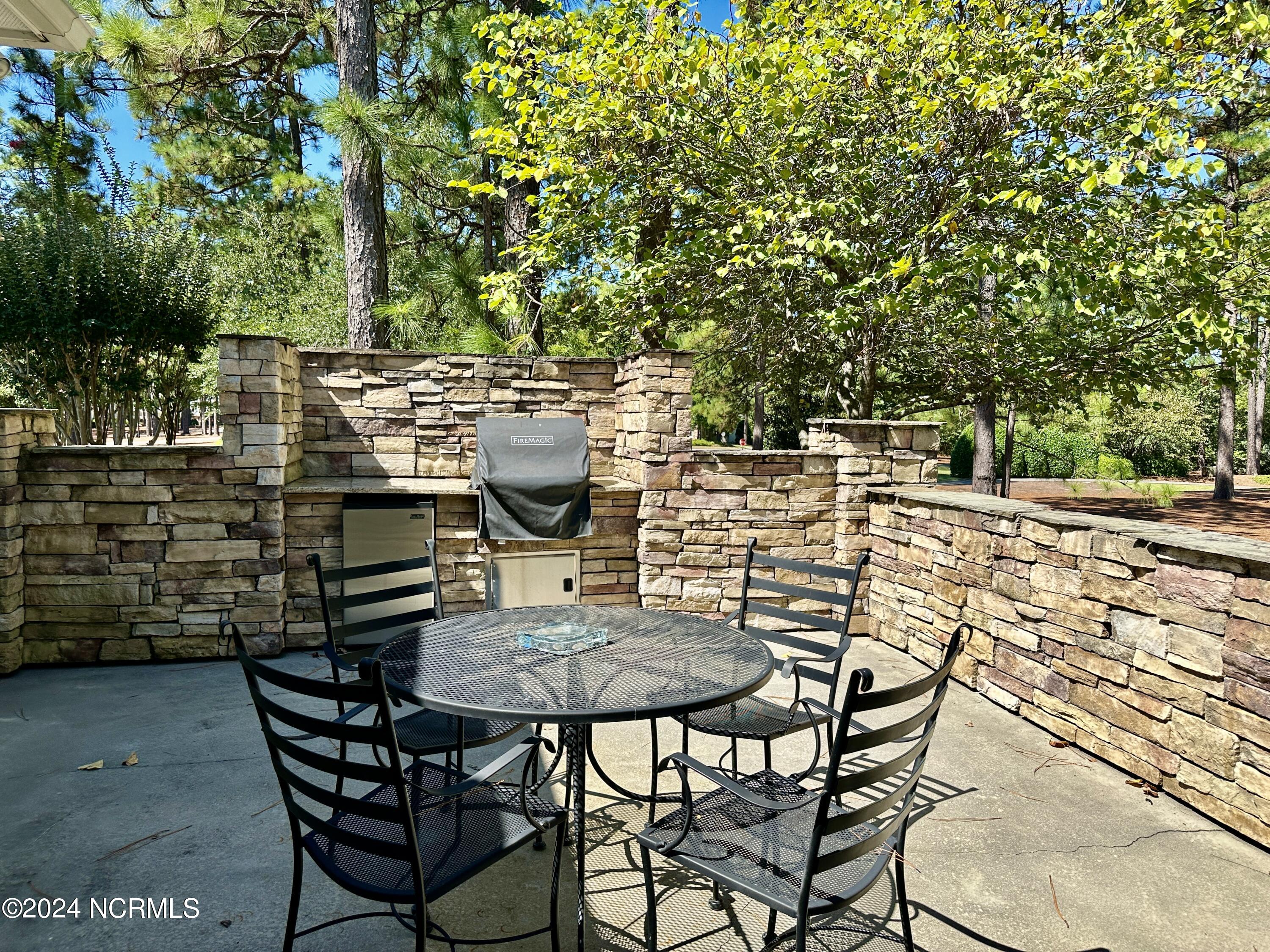 260 Cochrane Castle Circle, # 6