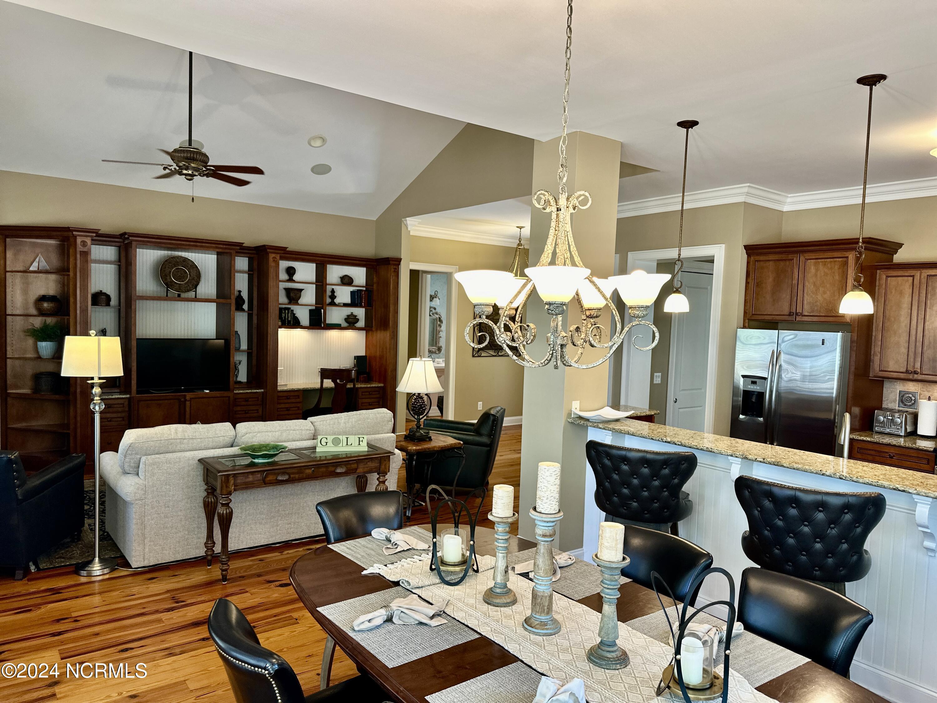 260 Cochrane Castle Circle, # 6