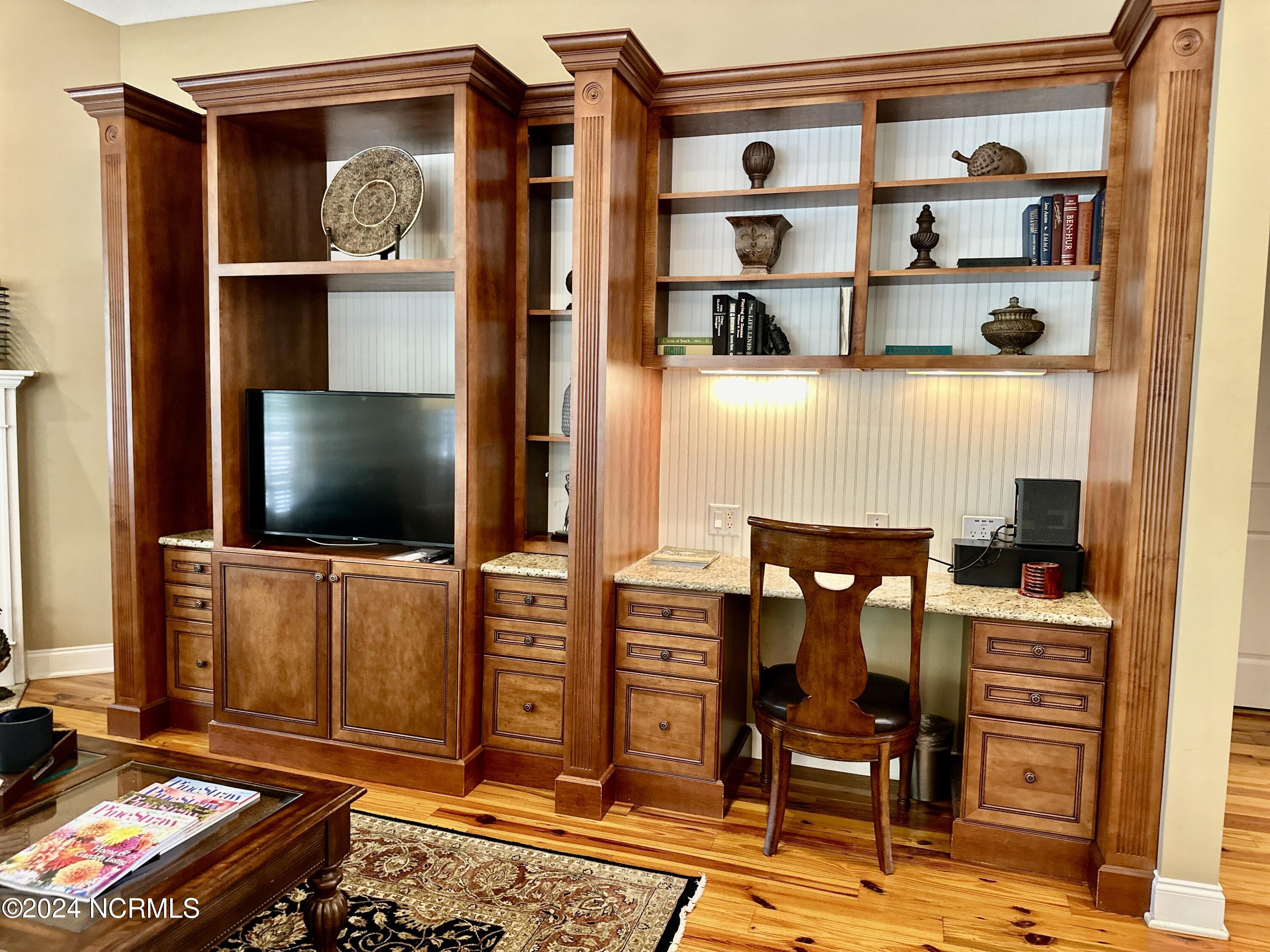 260 Cochrane Castle Circle, # 6