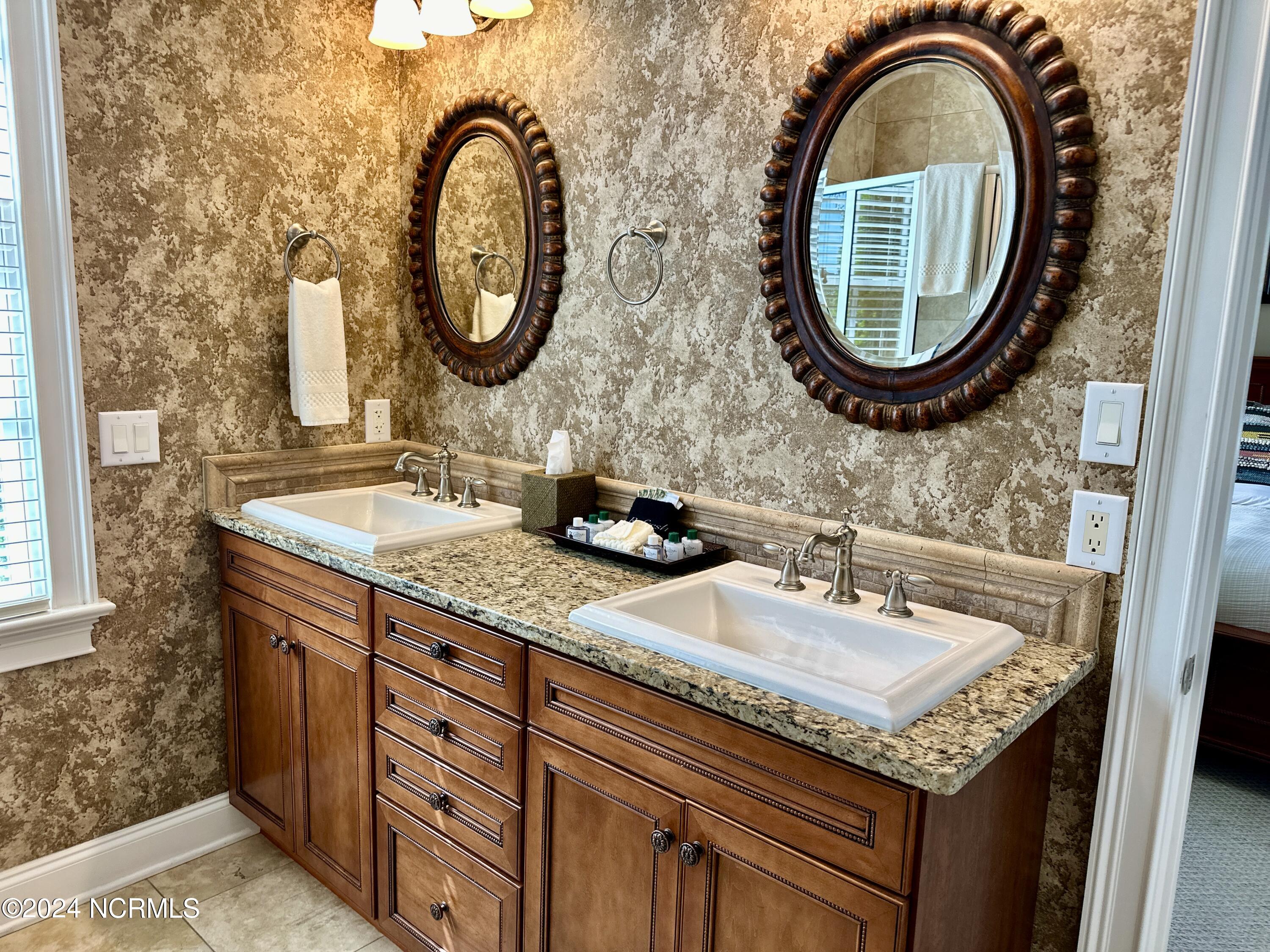 260 Cochrane Castle Circle, # 6