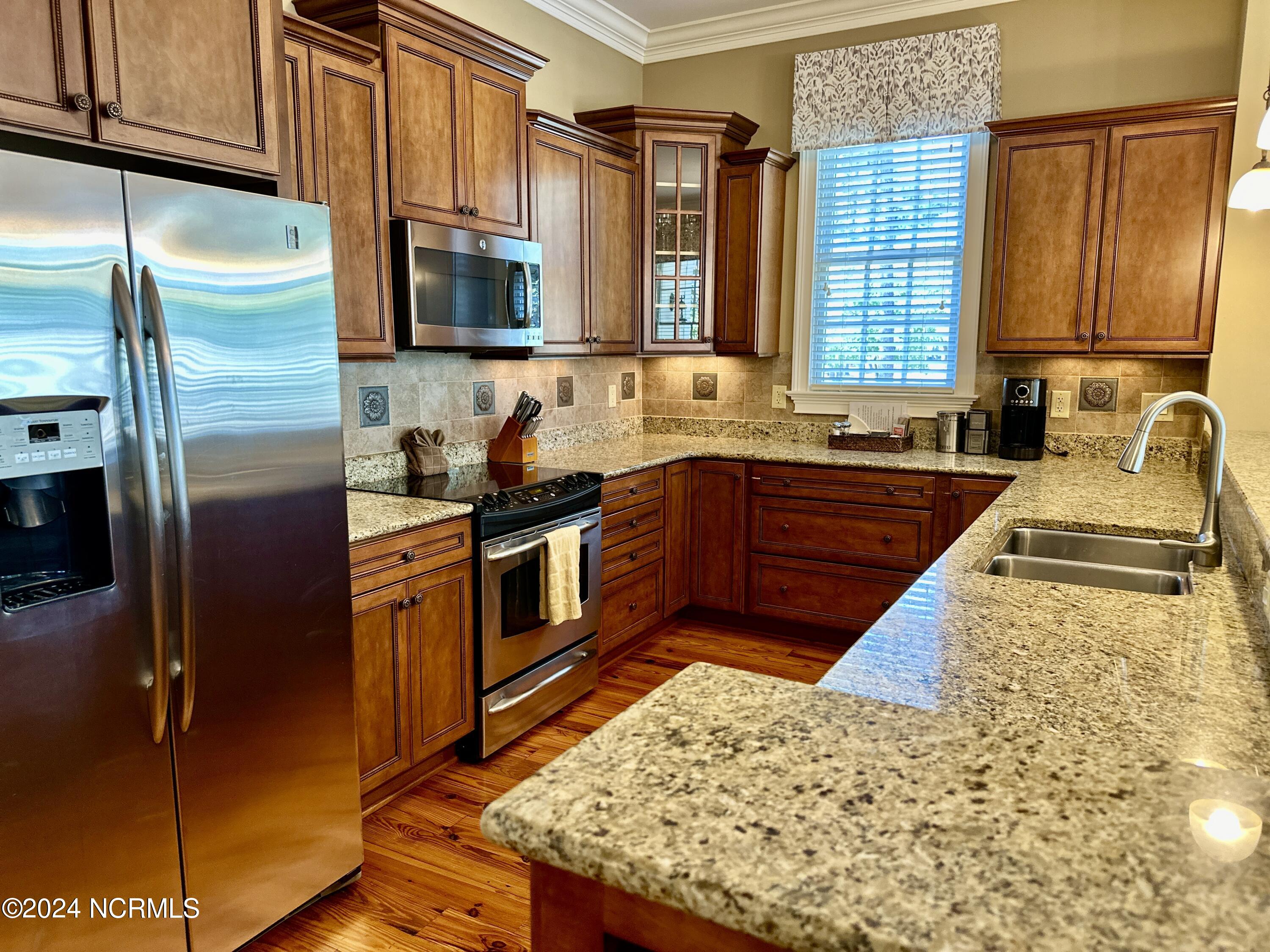 260 Cochrane Castle Circle, # 6