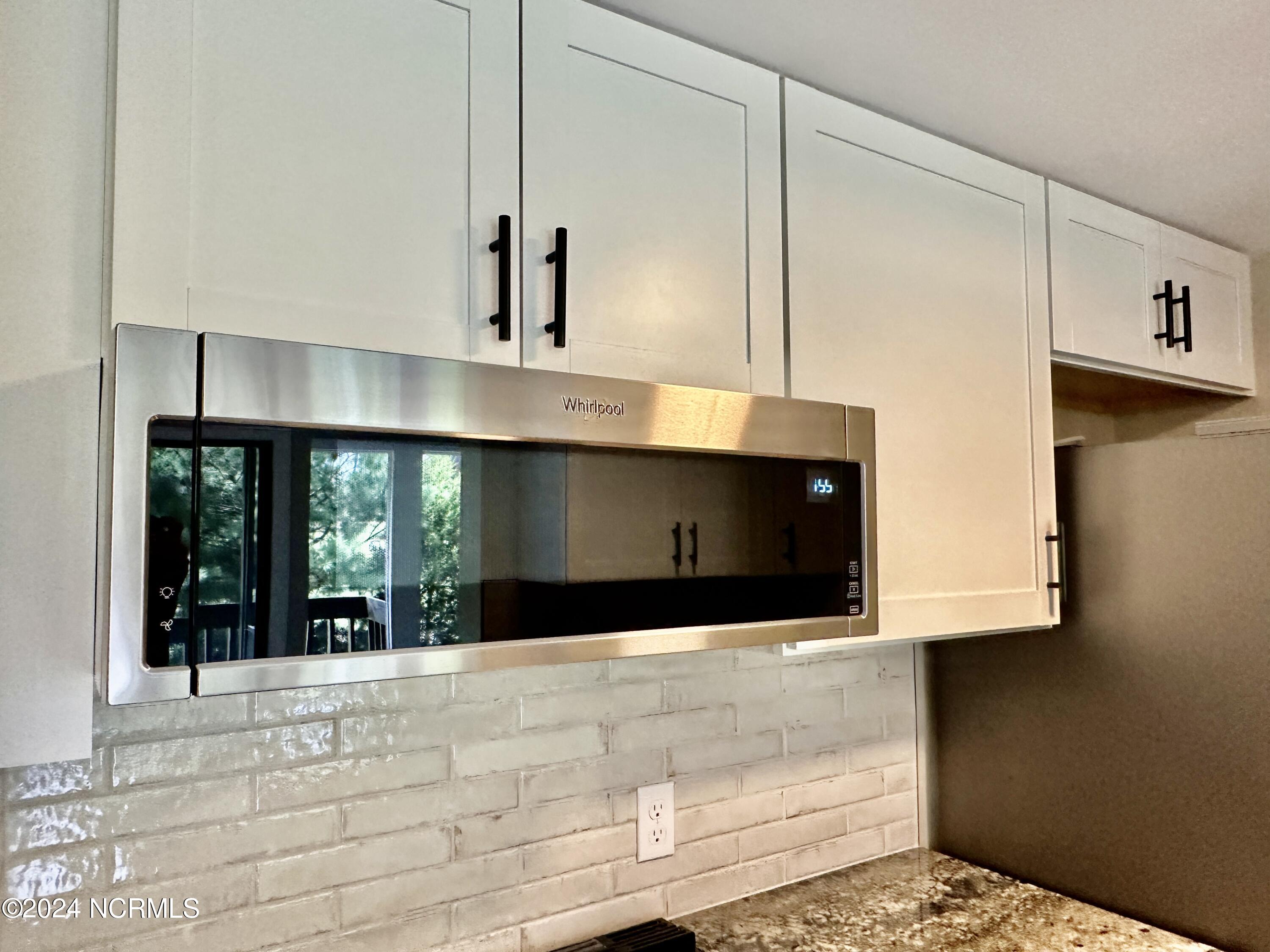 85 Pine Valley Road, 44