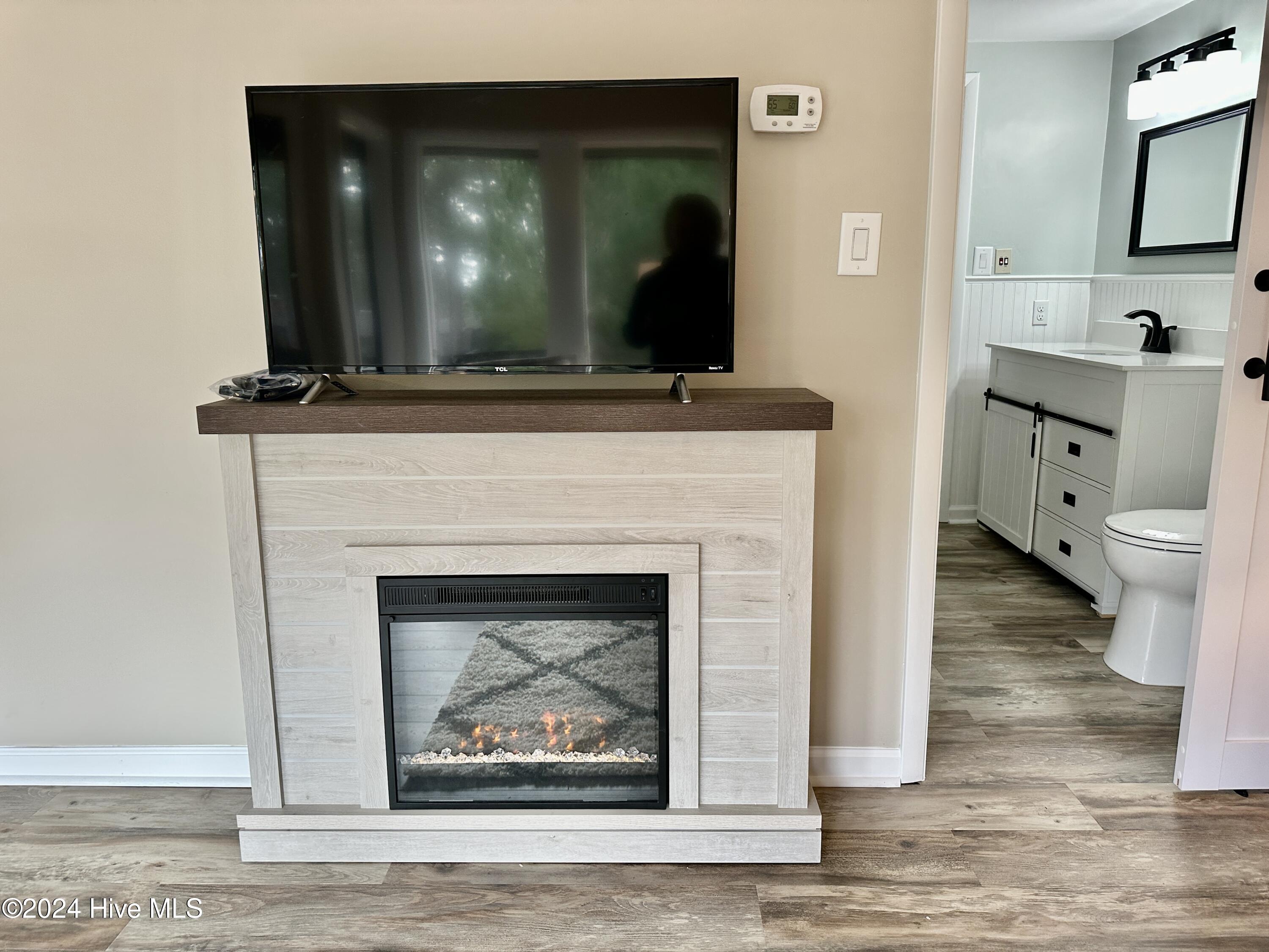 85 Pine Valley Road, 44