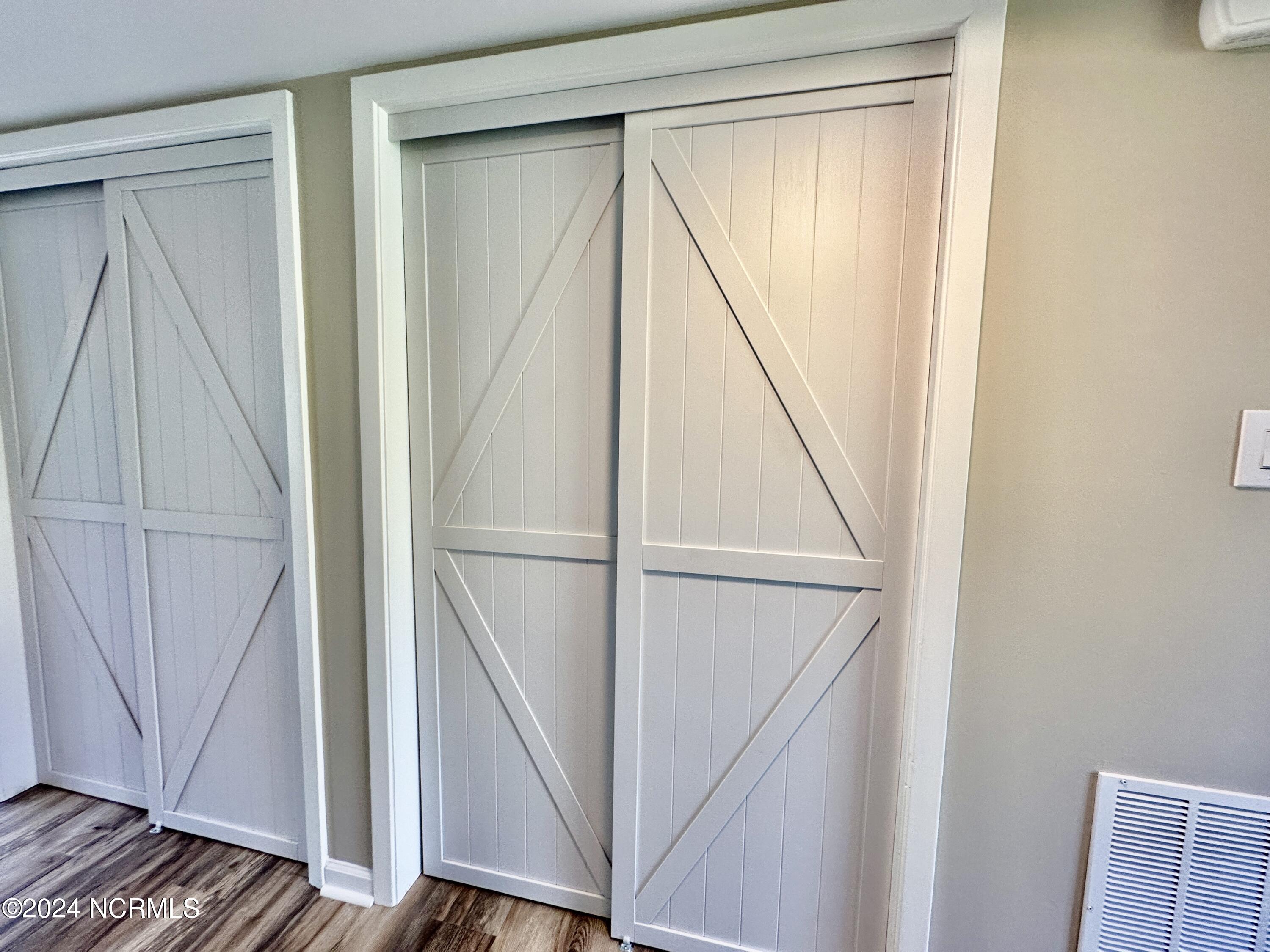 85 Pine Valley Road, 44