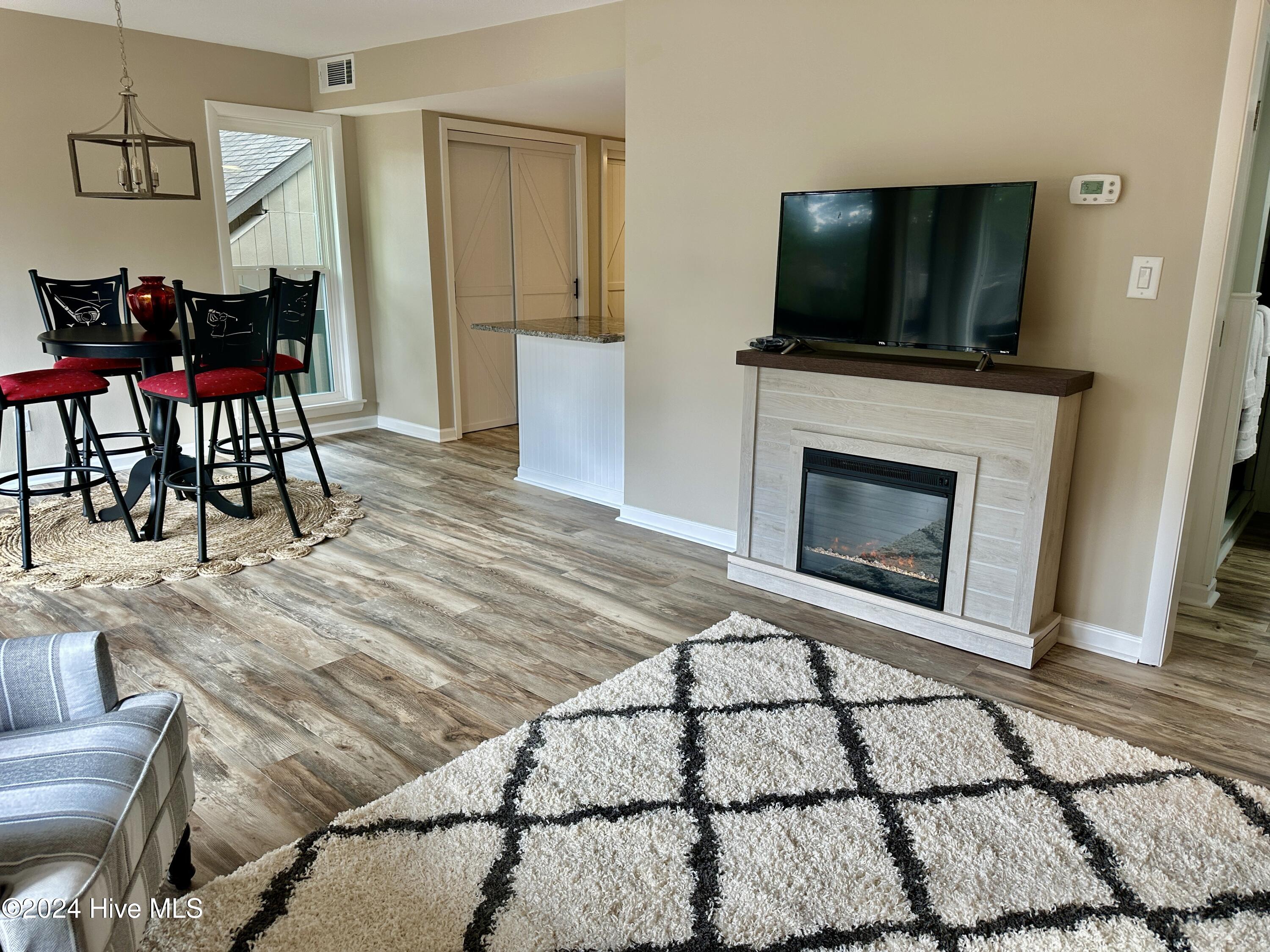 85 Pine Valley Road, 44