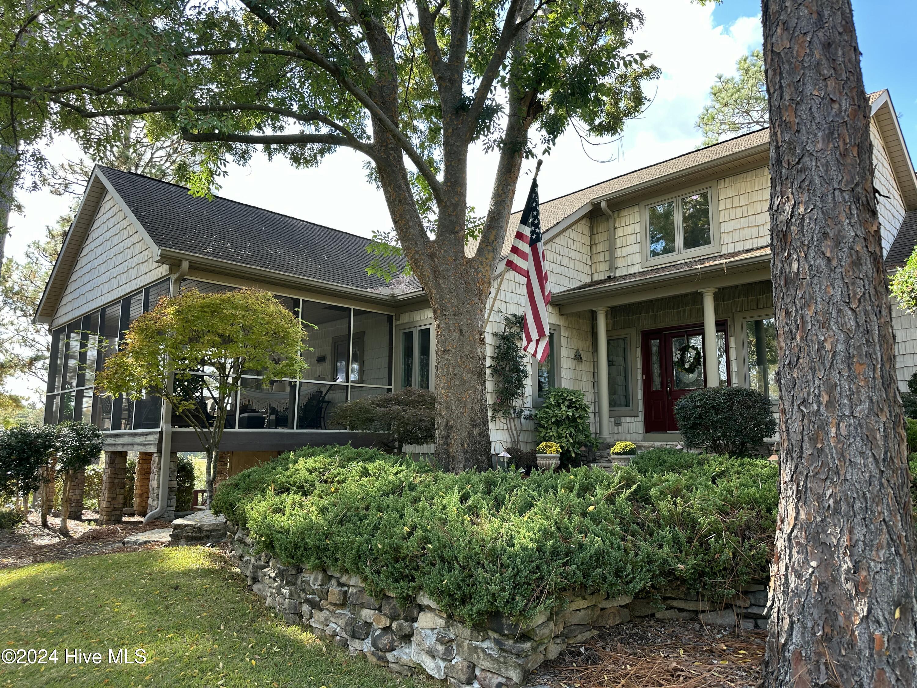 135 Lake Shore Drive