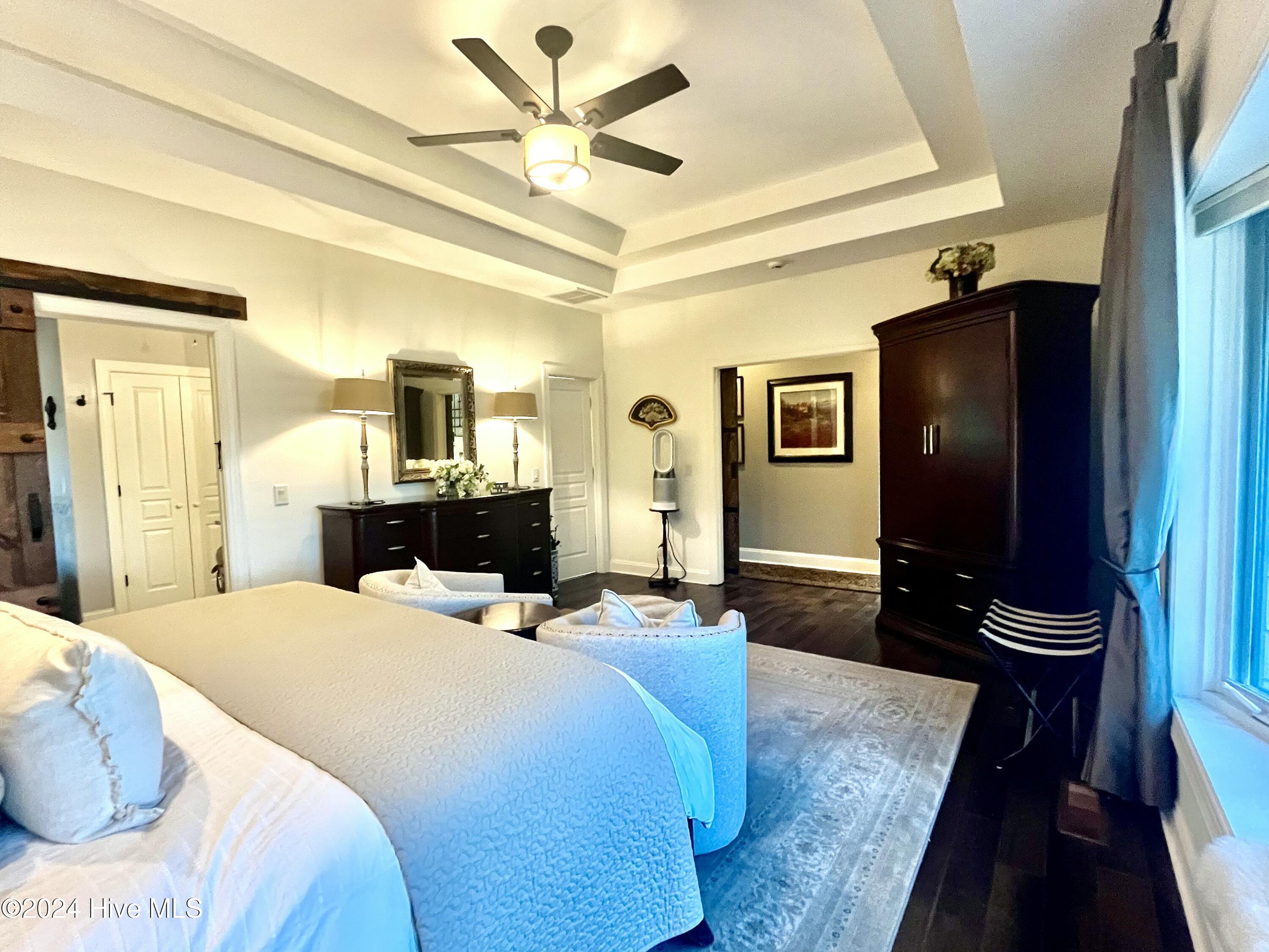 135 Lake Shore Drive