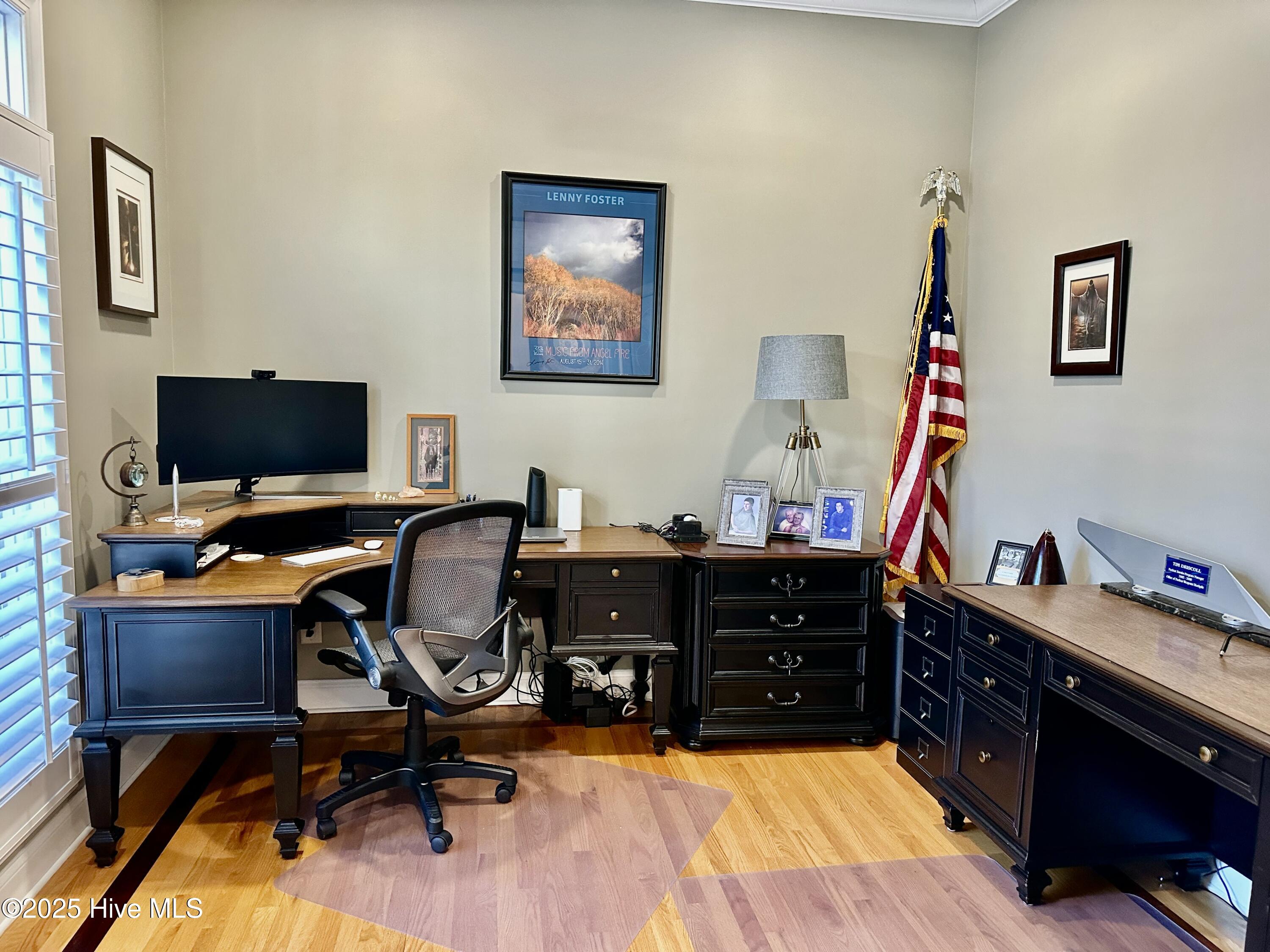 145 Lake Forest Drive SW