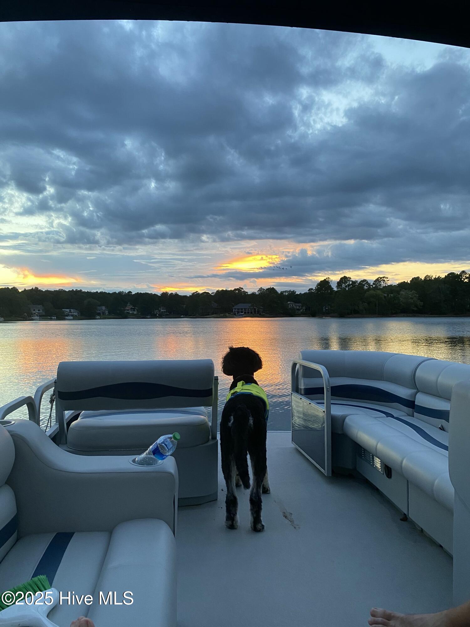 145 Lake Forest Drive SW