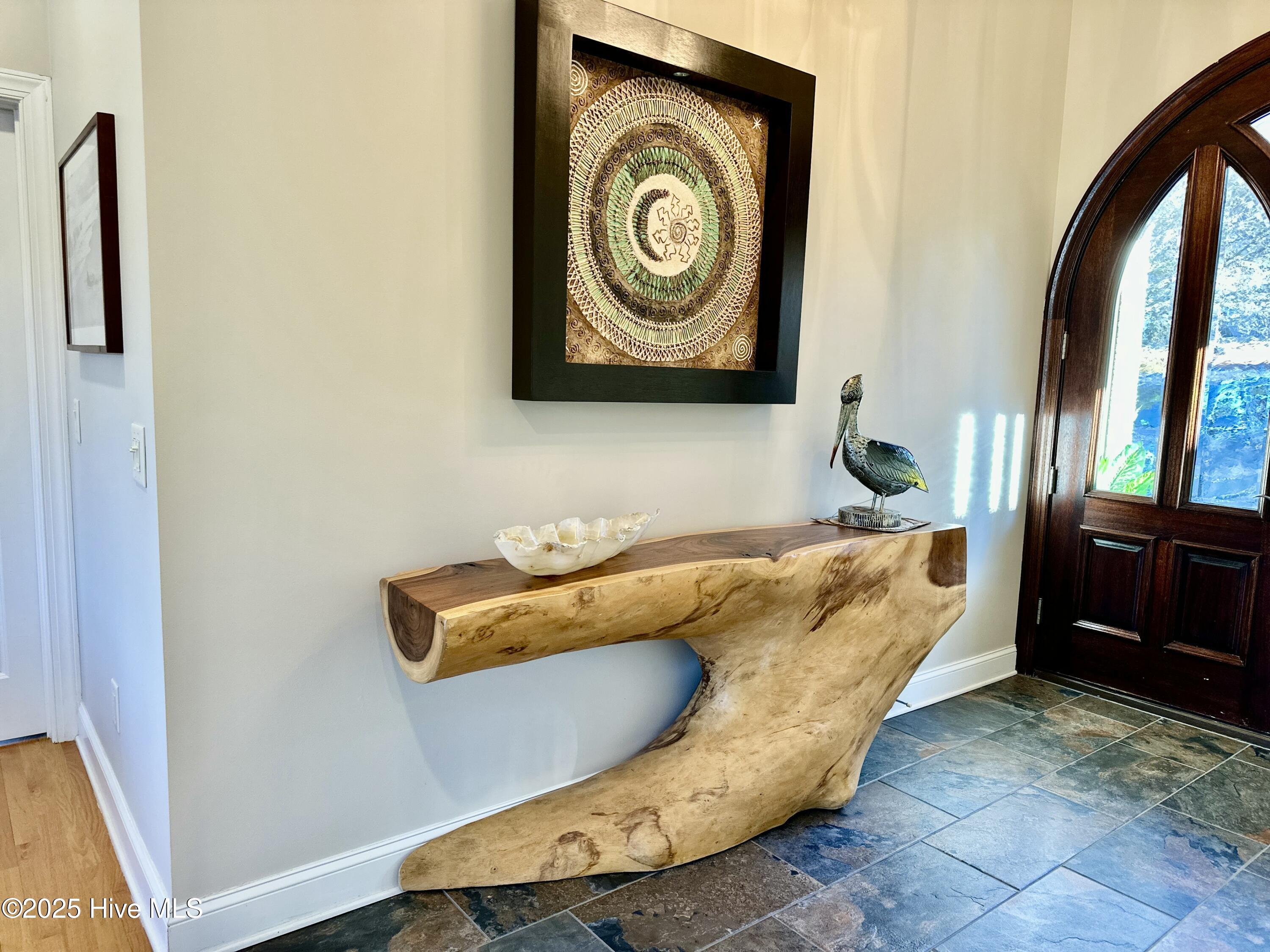 145 Lake Forest Drive SW