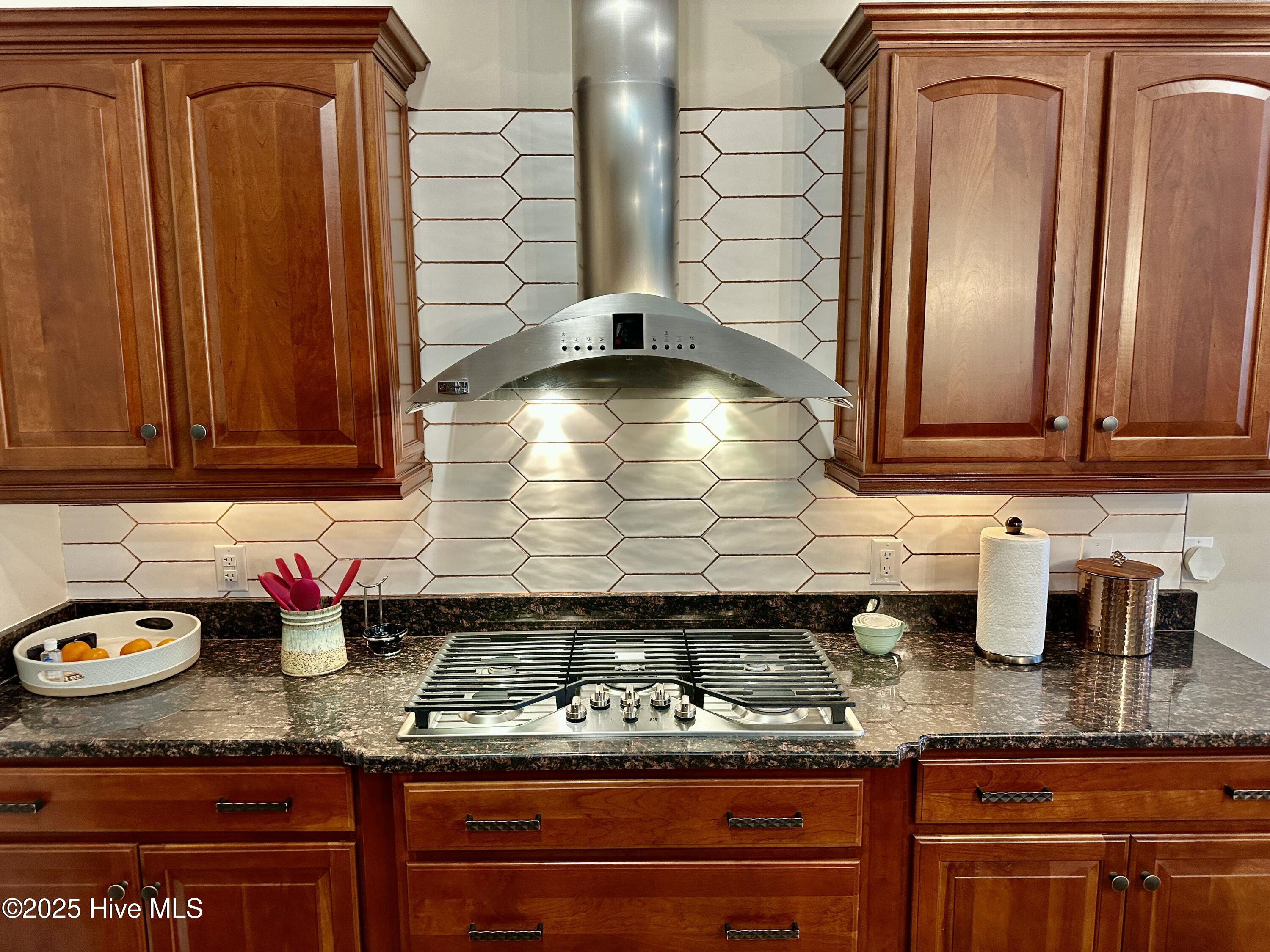 145 Lake Forest Drive SW