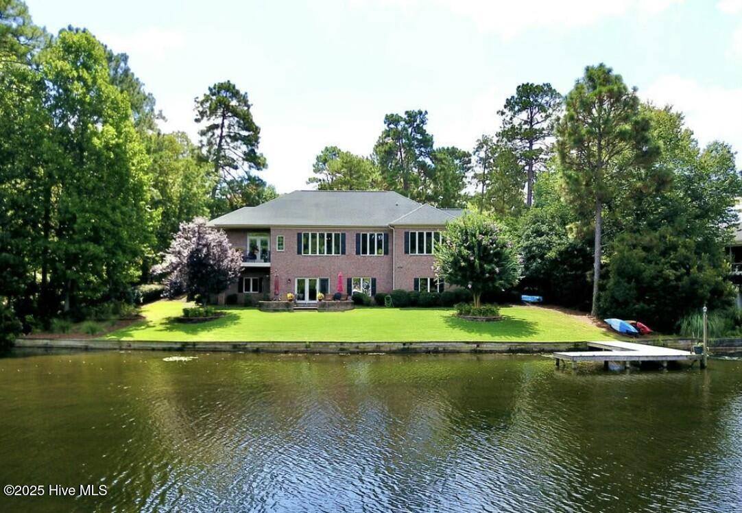 145 Lake Forest Drive SW