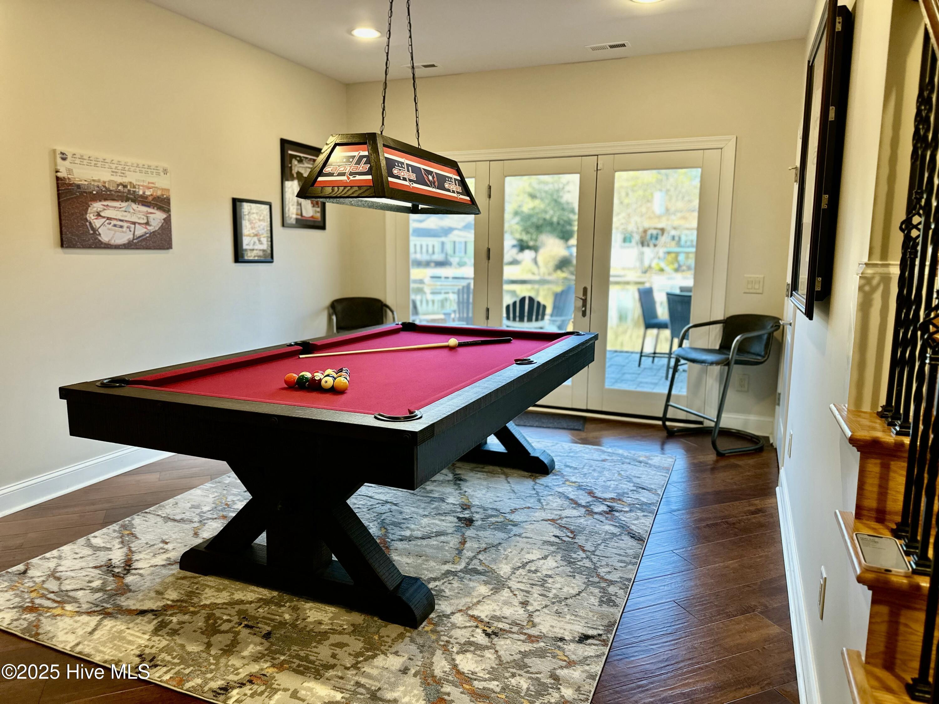 145 Lake Forest Drive SW