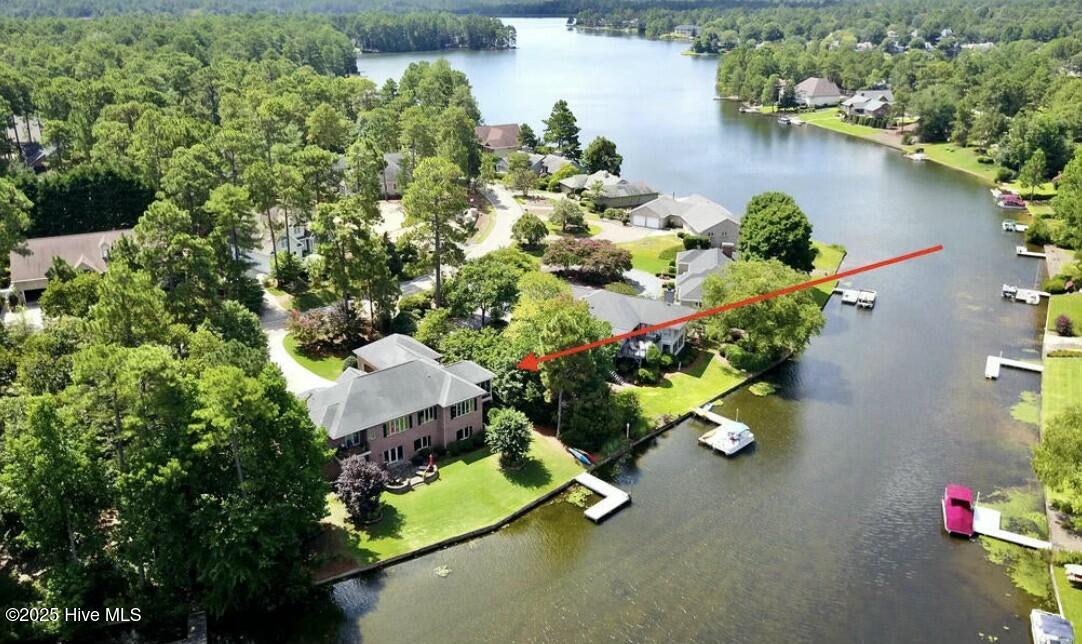145 Lake Forest Drive SW